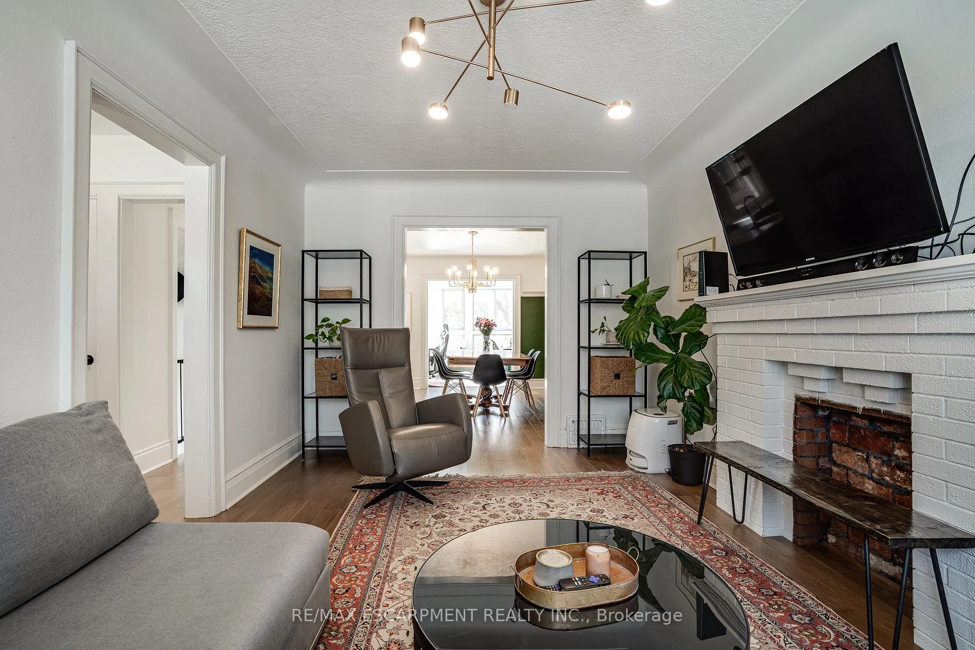 Photo 8 of 18 Haddon Avenue S, Hamilton, Westdale — HOMEH