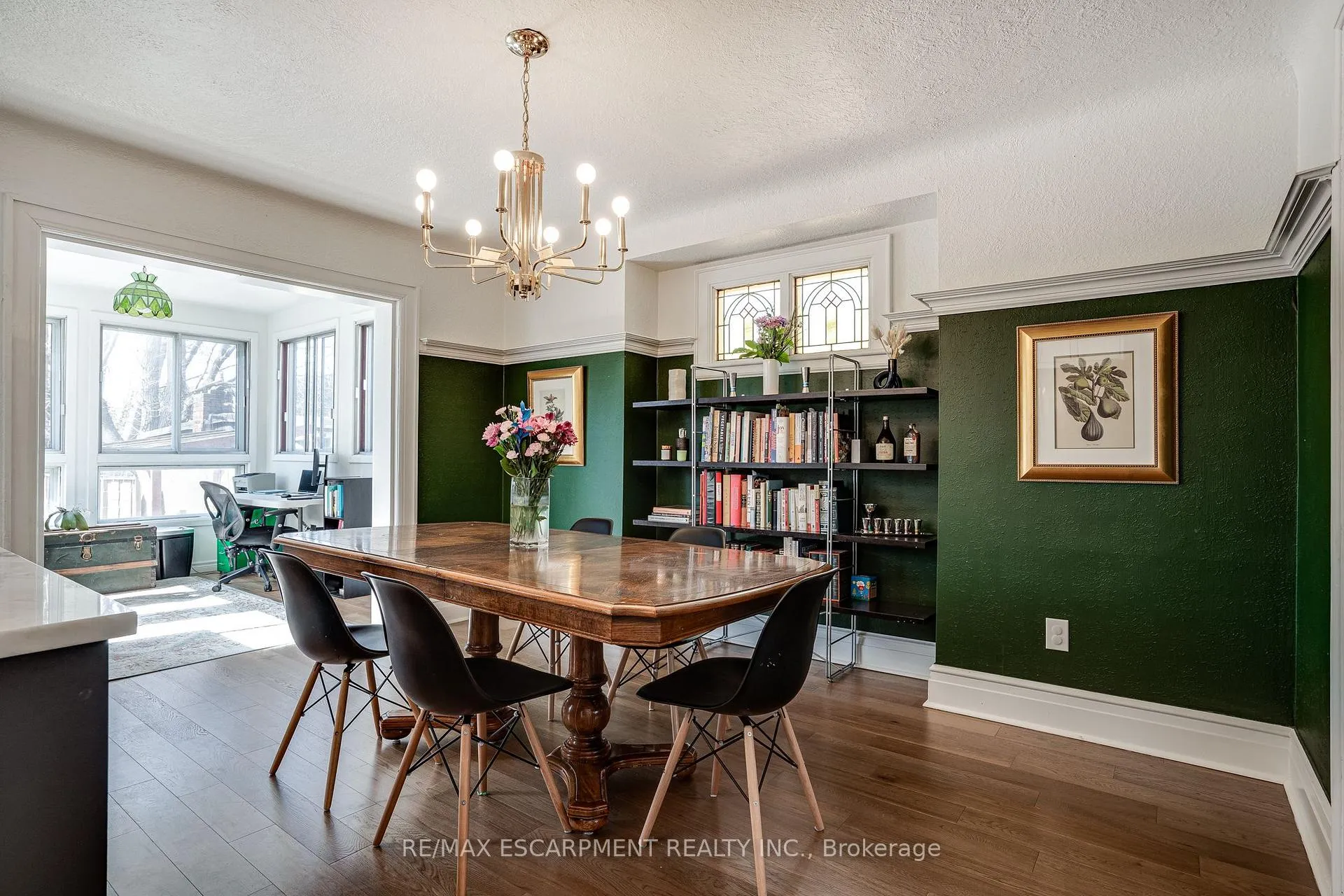 Photo 10 of 18 Haddon Avenue S, Hamilton, Westdale — HOMEH