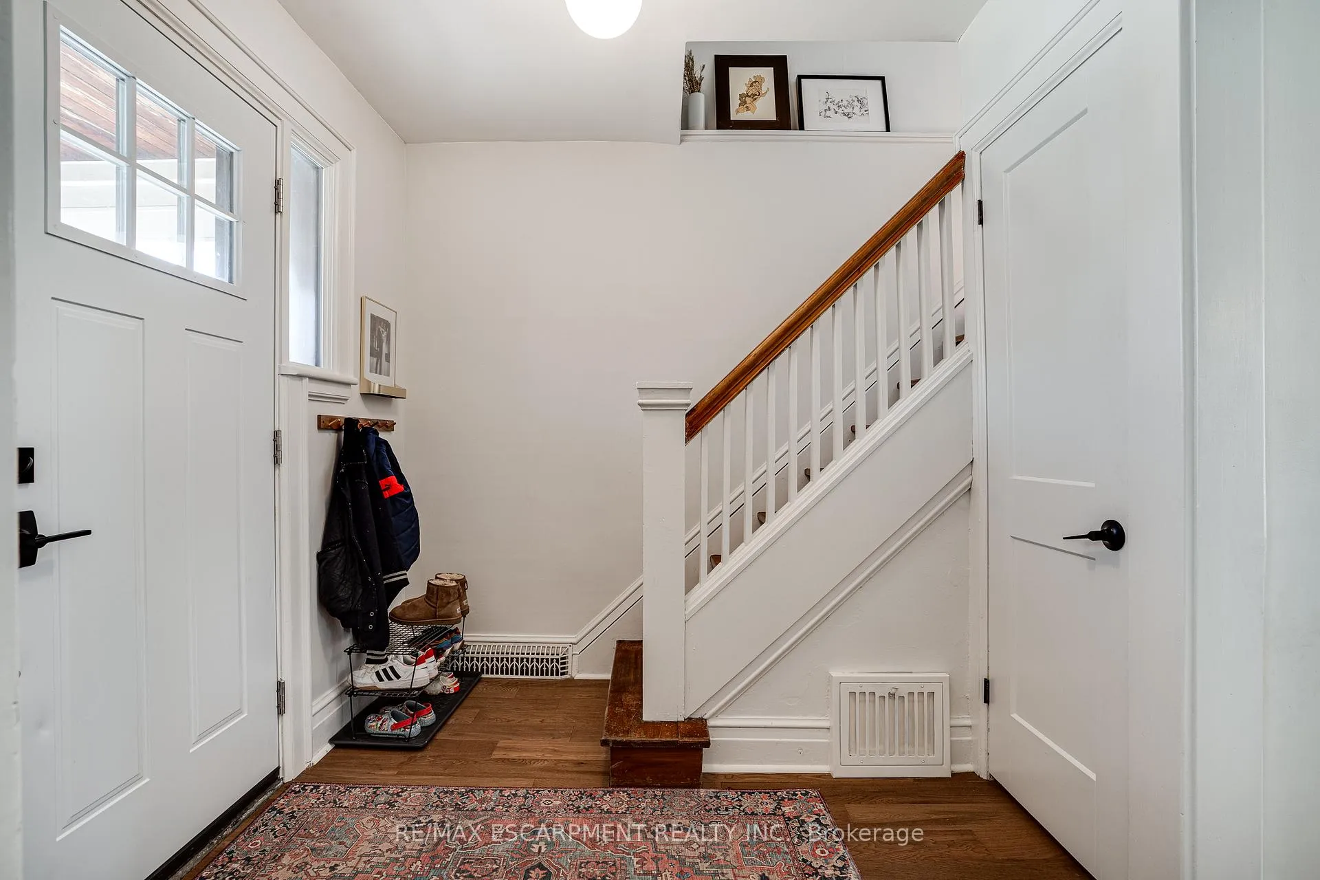 Photo 20 of 18 Haddon Avenue S, Hamilton, Westdale — HOMEH
