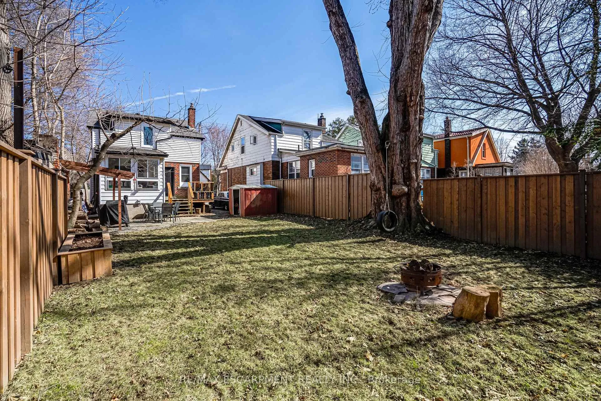 Photo 35 of 18 Haddon Avenue S, Hamilton, Westdale — HOMEH
