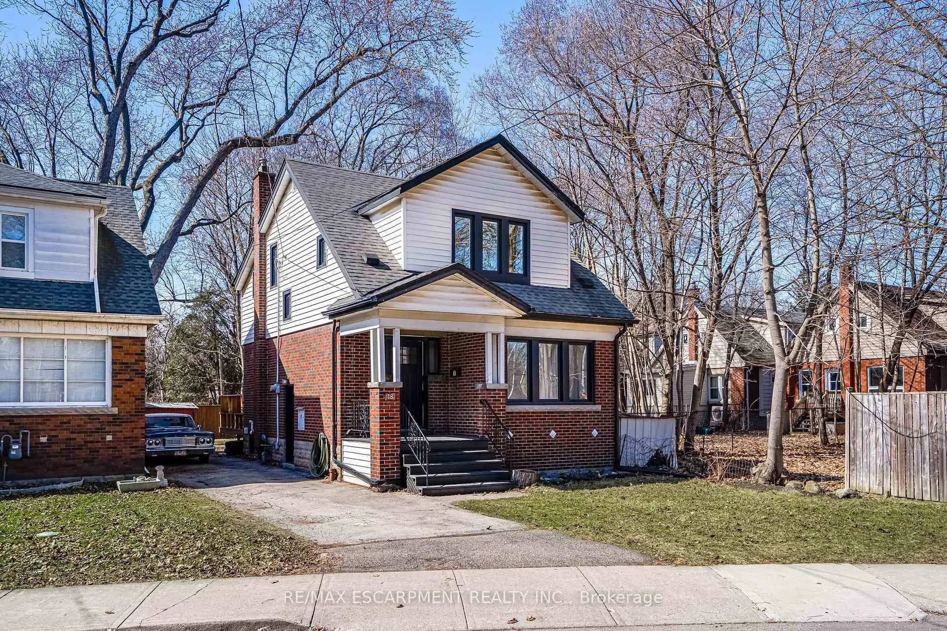 Photo 41 of 18 Haddon Avenue S, Hamilton, Westdale — HOMEH