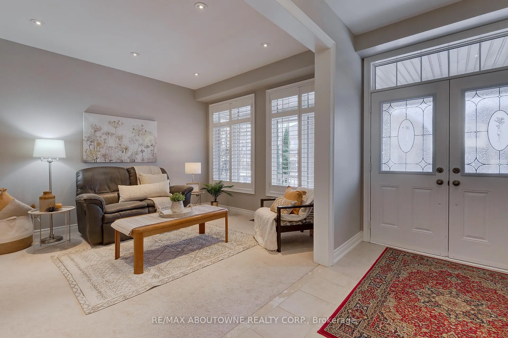Photo 4 of 174 Mcknight Avenue, Hamilton, Waterdown — HOMEH