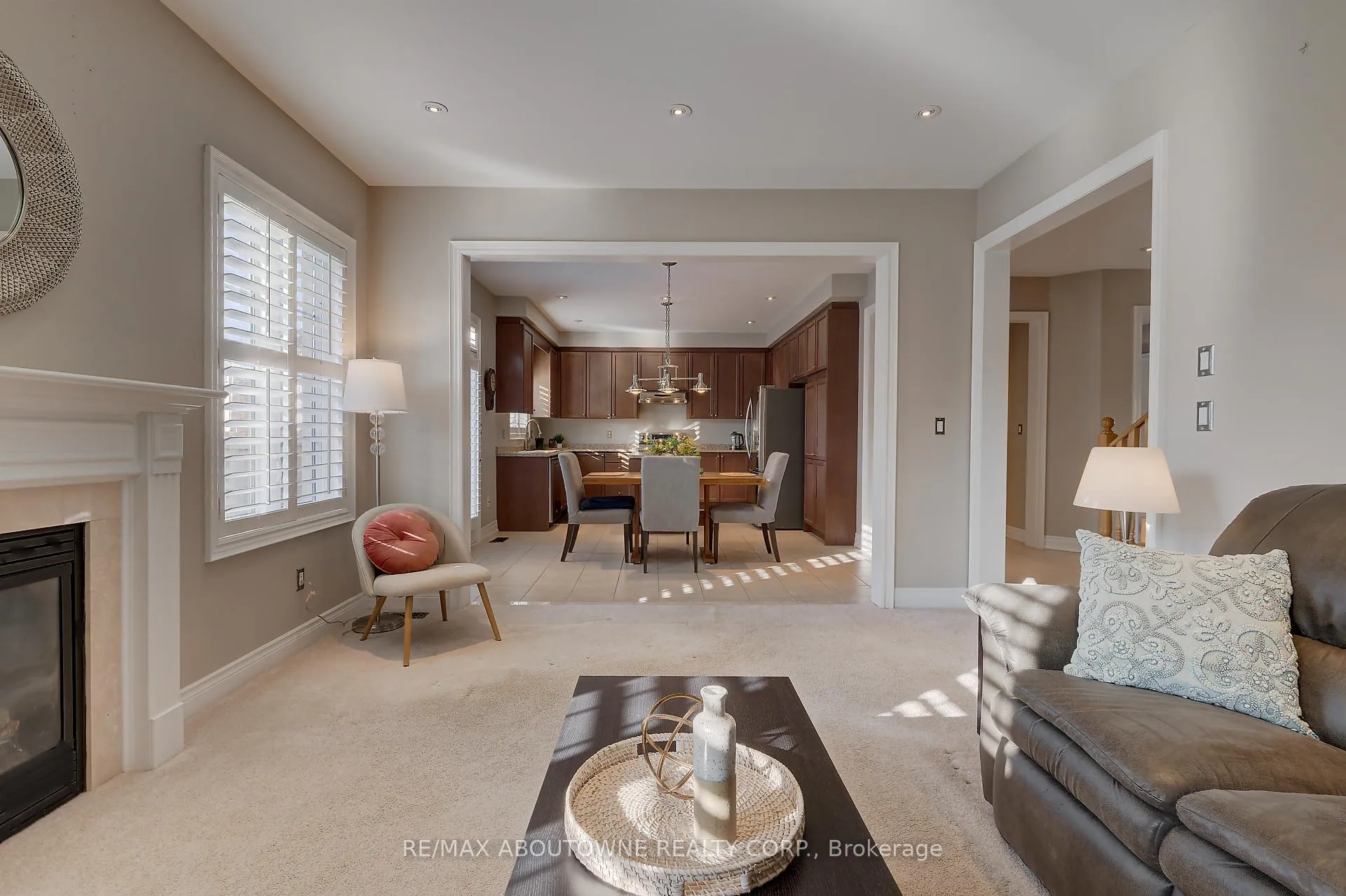 Photo 13 of 174 Mcknight Avenue, Hamilton, Waterdown — HOMEH