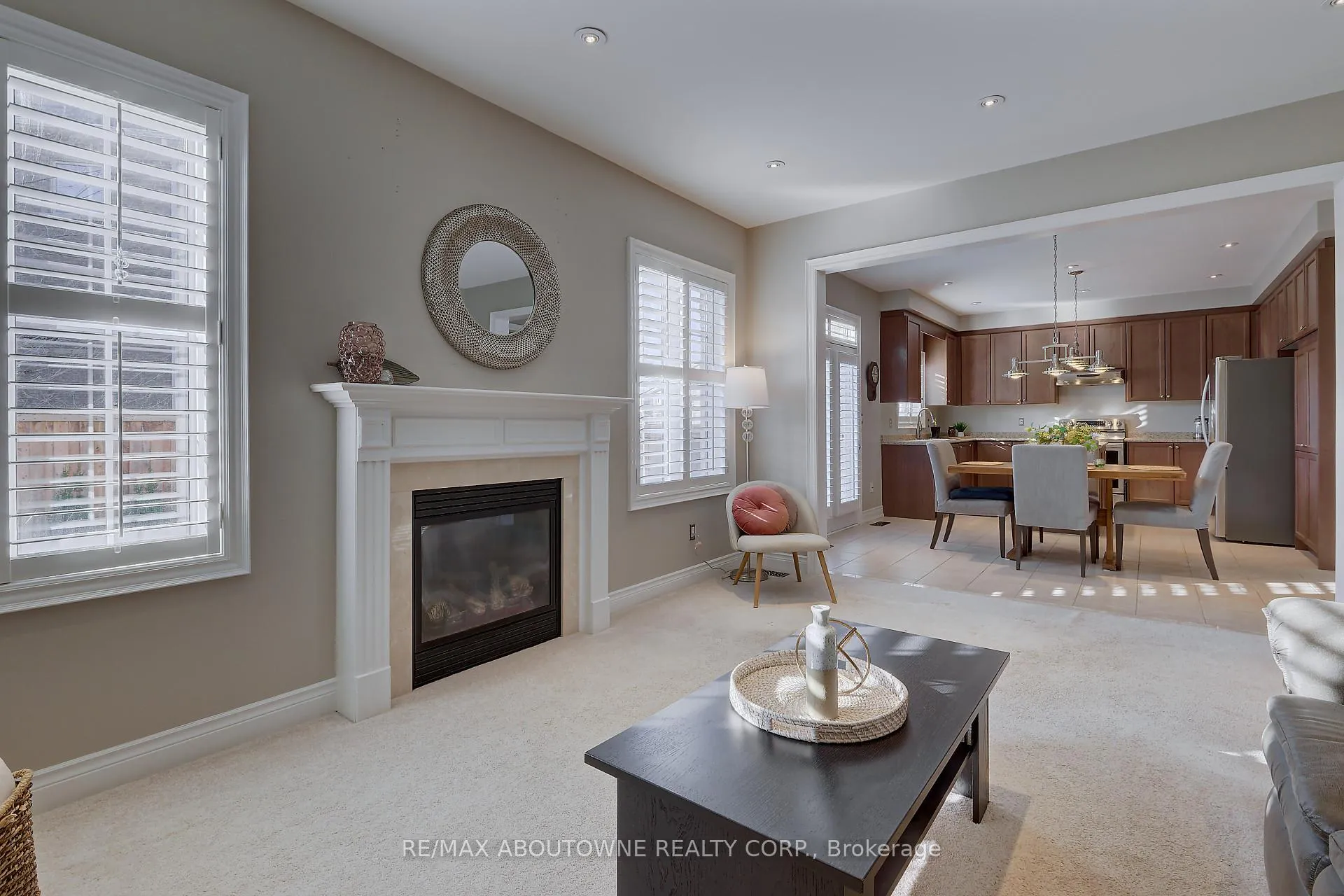 Photo 14 of 174 Mcknight Avenue, Hamilton, Waterdown — HOMEH