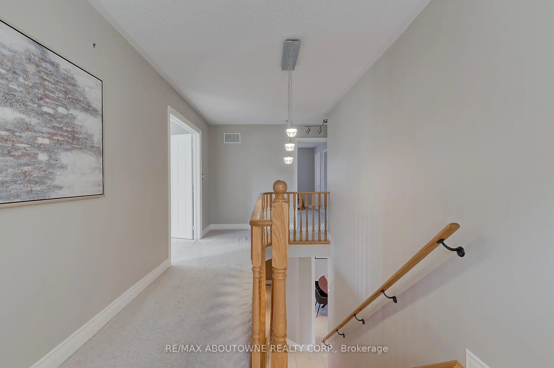 Photo 21 of 174 Mcknight Avenue, Hamilton, Waterdown — HOMEH