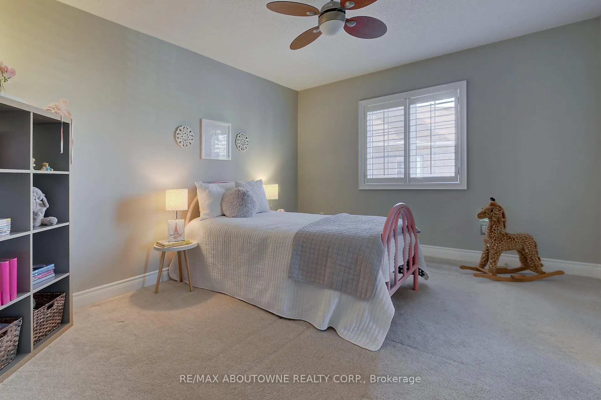 Photo 31 of 174 Mcknight Avenue, Hamilton, Waterdown — HOMEH