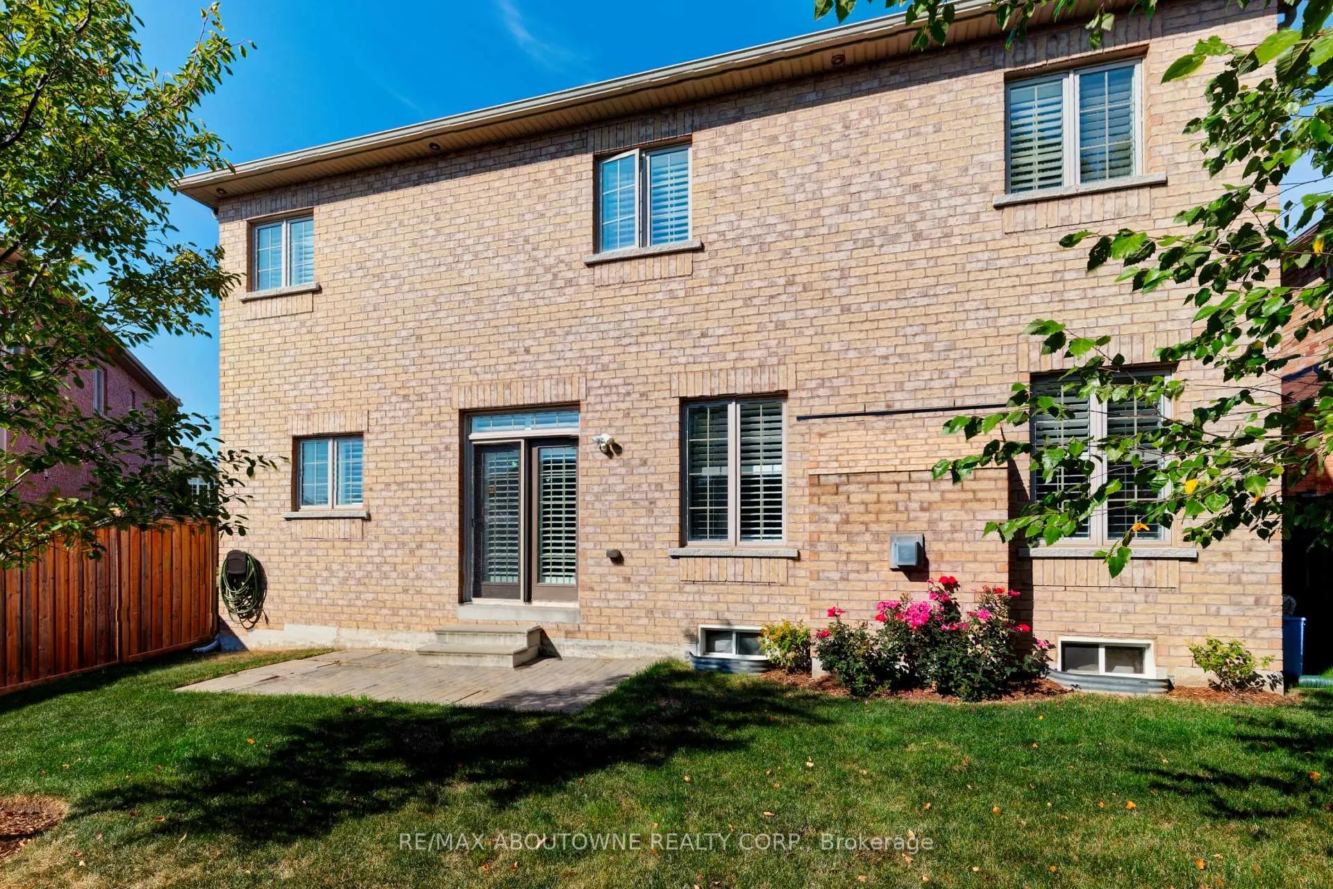 Photo 42 of 174 Mcknight Avenue, Hamilton, Waterdown — HOMEH