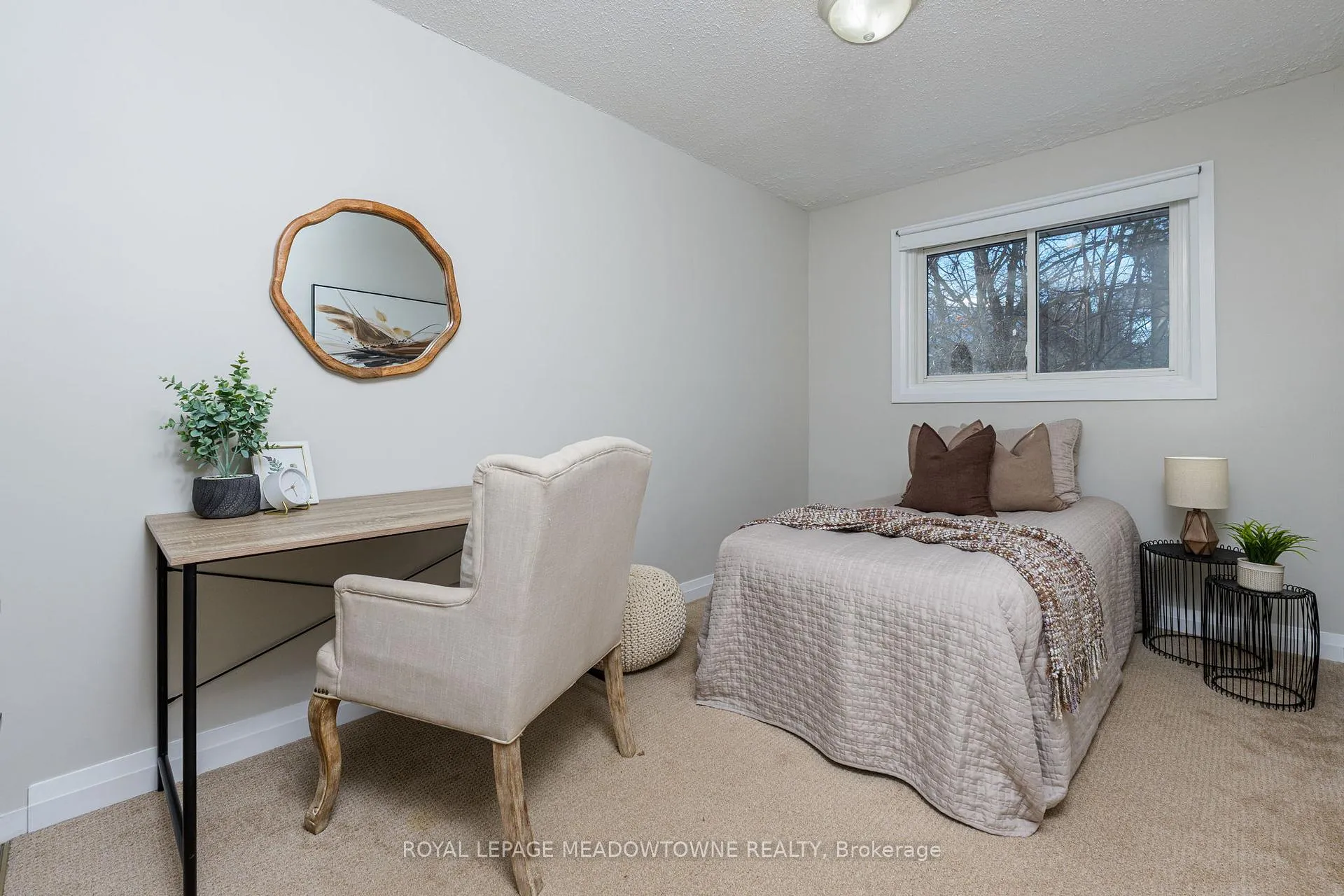 Photo 37 of 51 Lynden Circle, Halton Hills, Georgetown — HOMEH