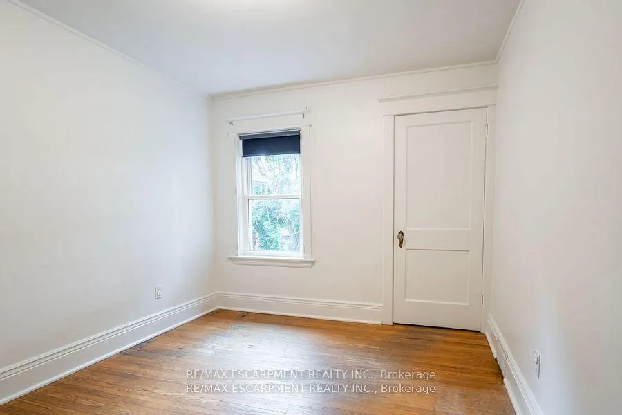 Photo 16 of 56 Newton Avenue, Hamilton, Cootes Paradise — HOMEH