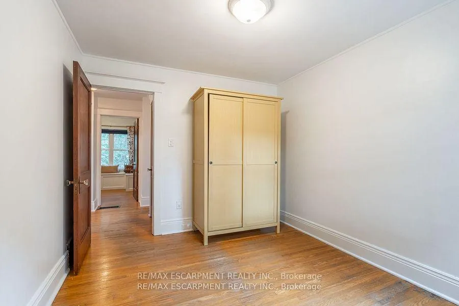 Photo 18 of 56 Newton Avenue, Hamilton, Cootes Paradise — HOMEH