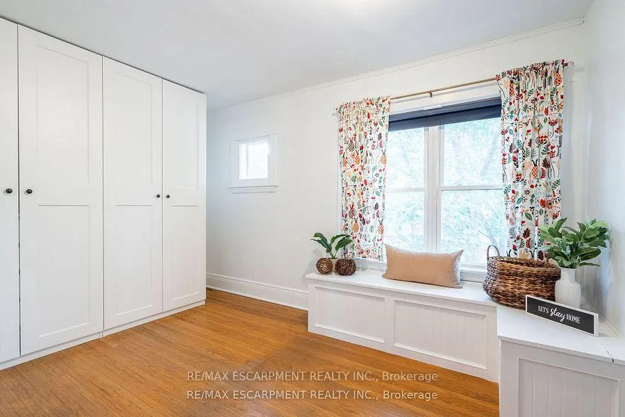 Photo 24 of 56 Newton Avenue, Hamilton, Cootes Paradise — HOMEH