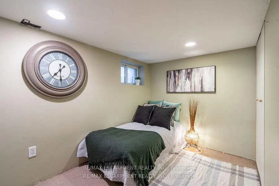 Photo 35 of 56 Newton Avenue, Hamilton, Cootes Paradise — HOMEH