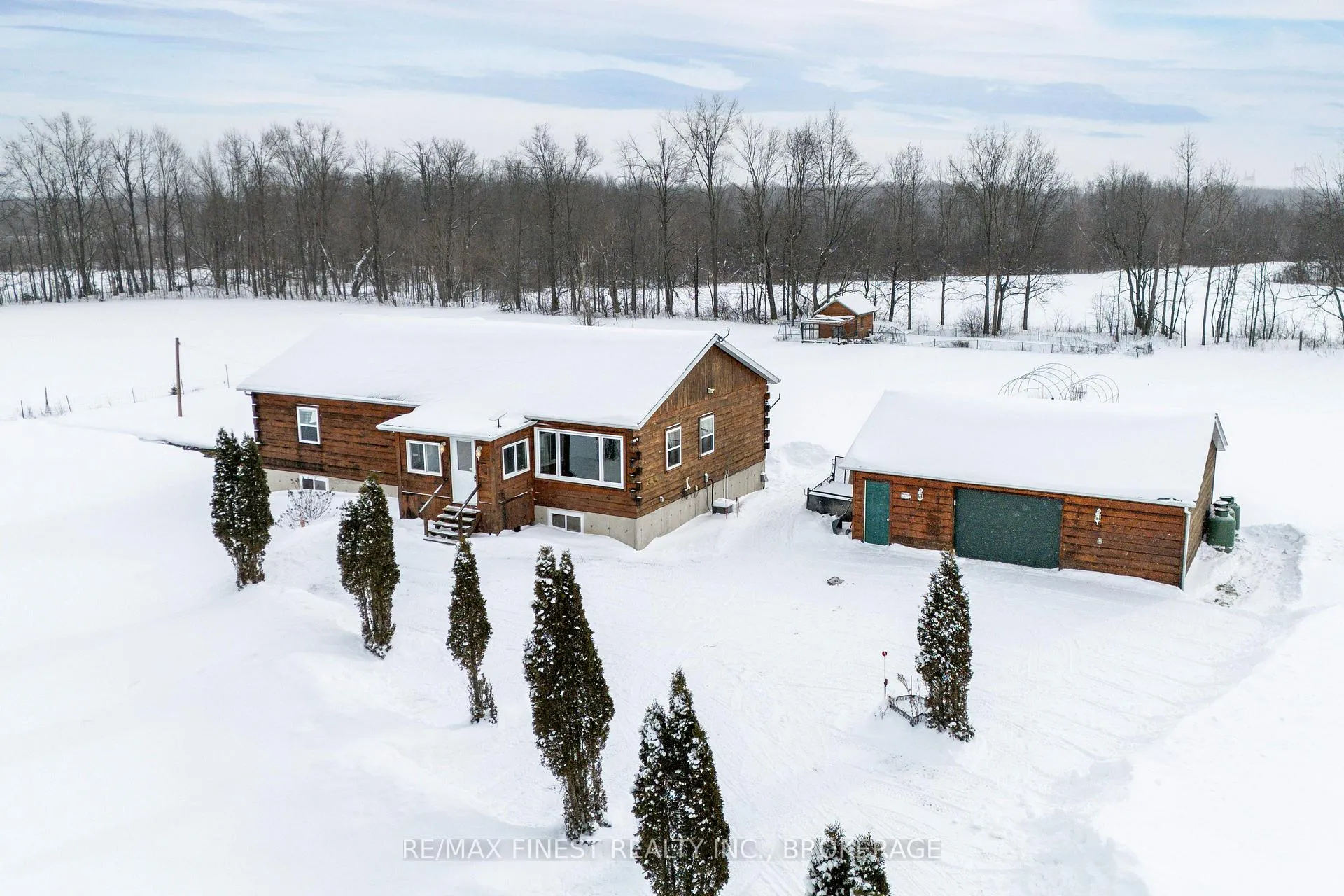 Photo 2 of 404 Dean Smith Road, Frontenac, Frontenac South — HOMEH