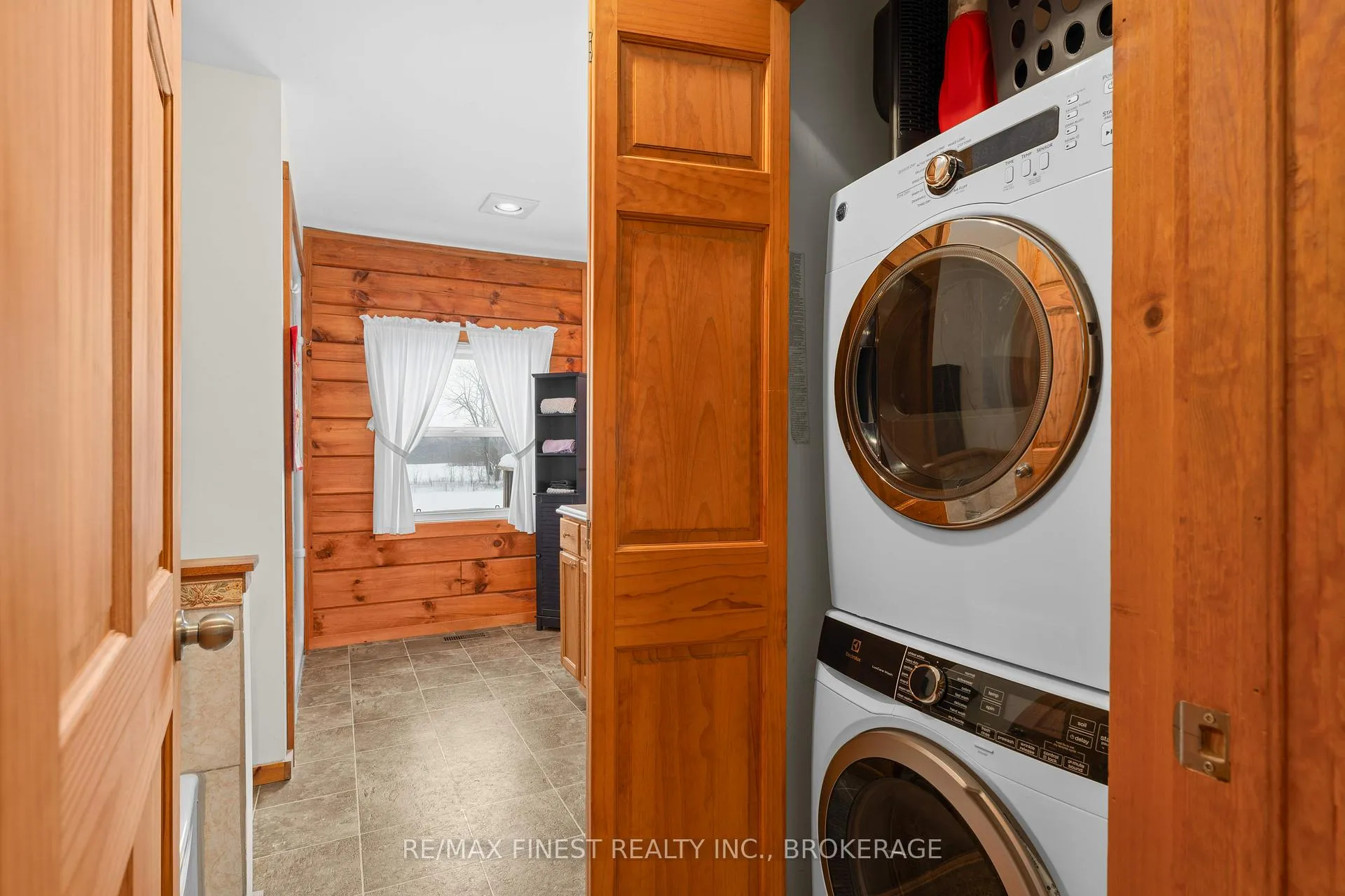Photo 25 of 404 Dean Smith Road, Frontenac, Frontenac South — HOMEH