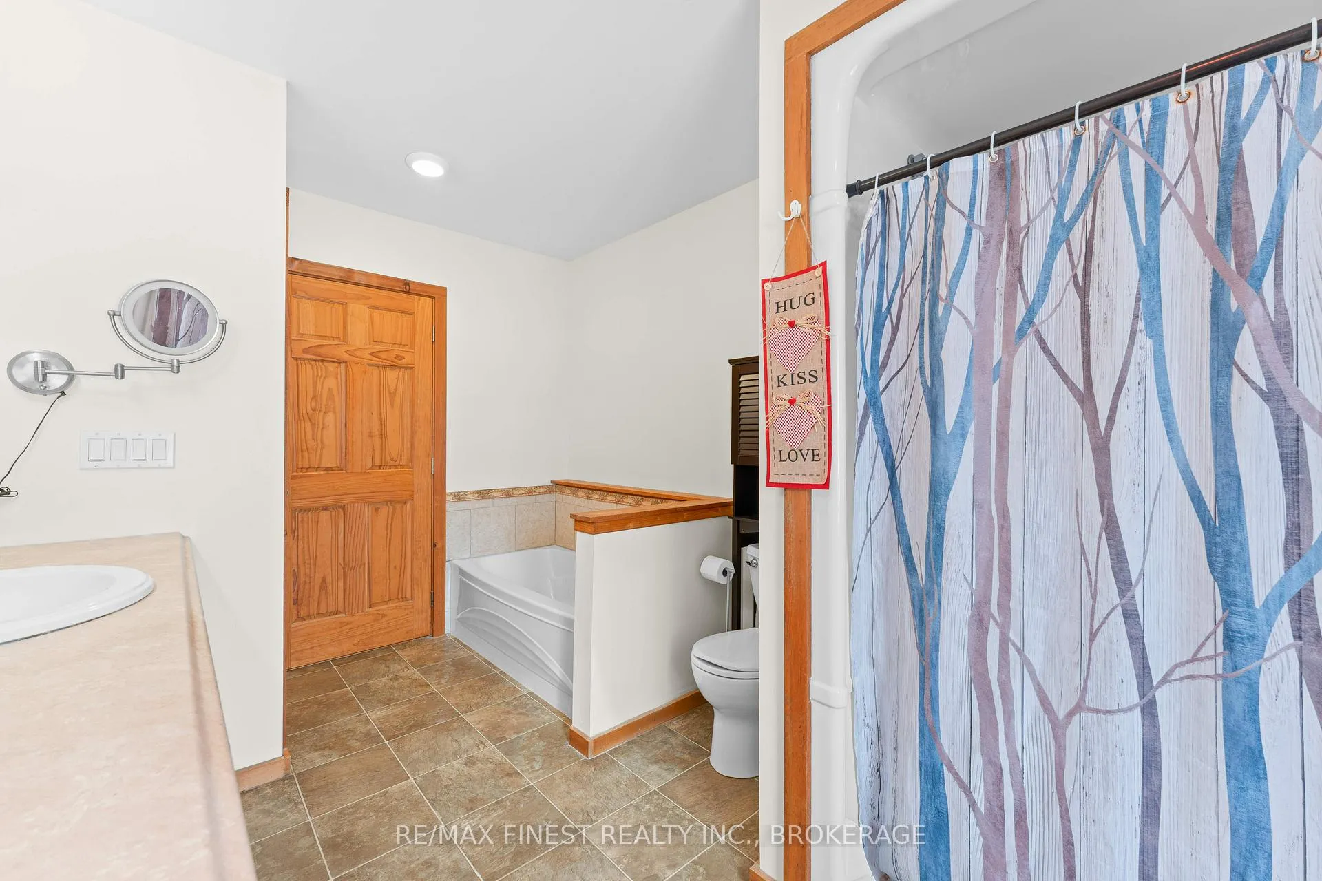 Photo 26 of 404 Dean Smith Road, Frontenac, Frontenac South — HOMEH