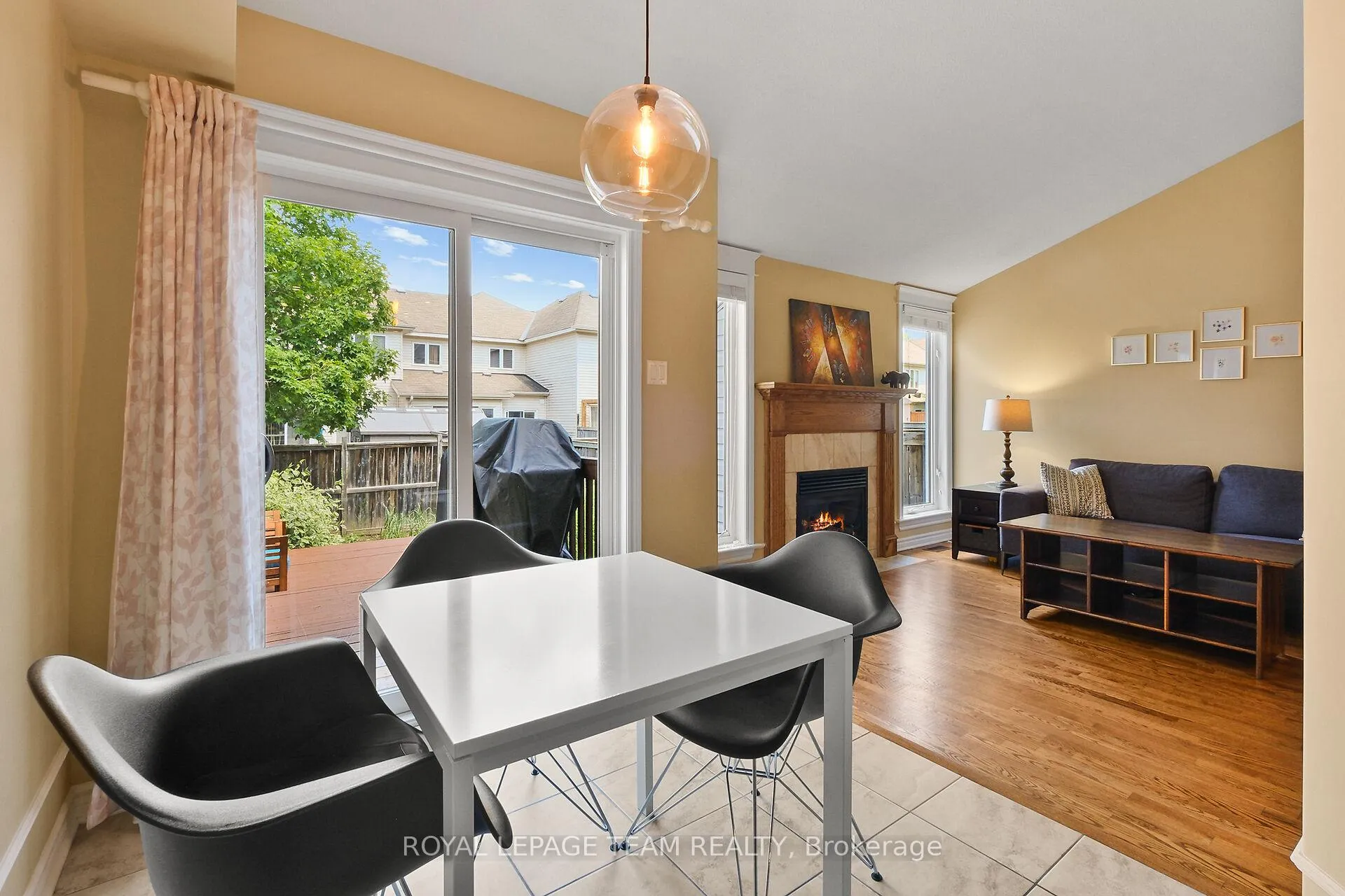 Photo 18 of 135 Talltree Crescent, Ottawa, Stittsville (Central) — HOMEH