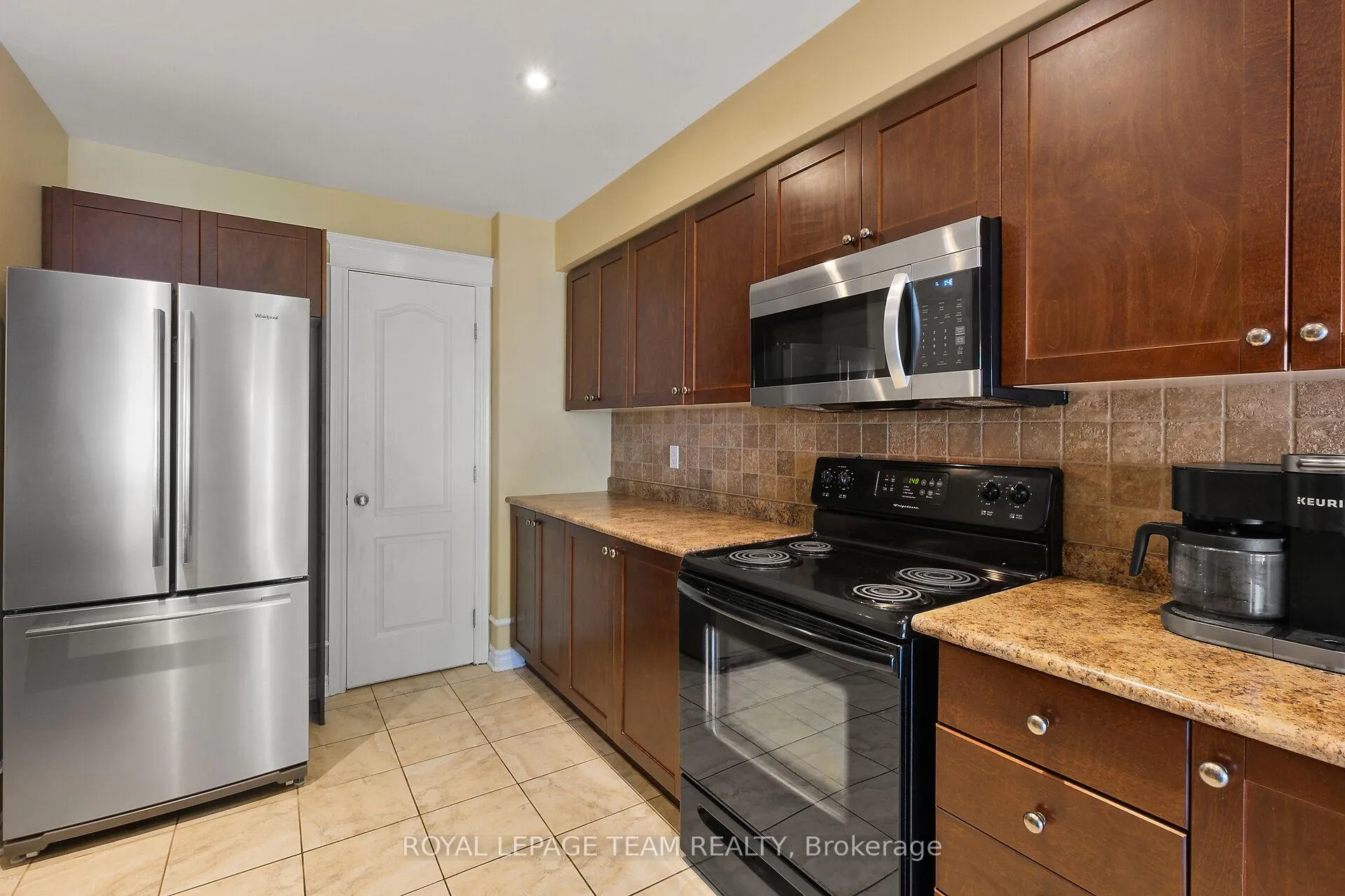 Photo 21 of 135 Talltree Crescent, Ottawa, Stittsville (Central) — HOMEH