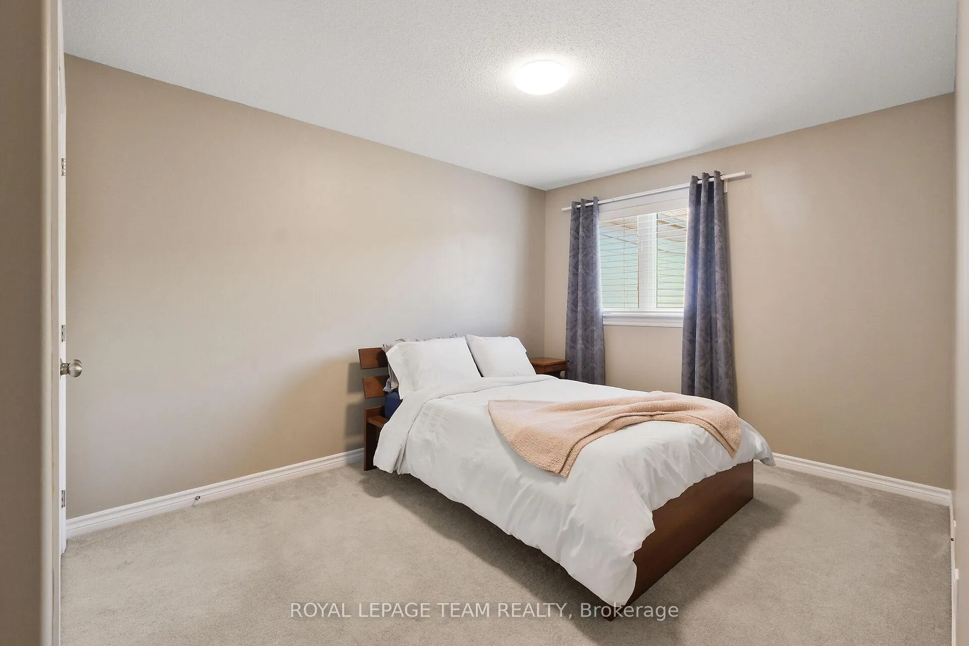 Photo 39 of 135 Talltree Crescent, Ottawa, Stittsville (Central) — HOMEH