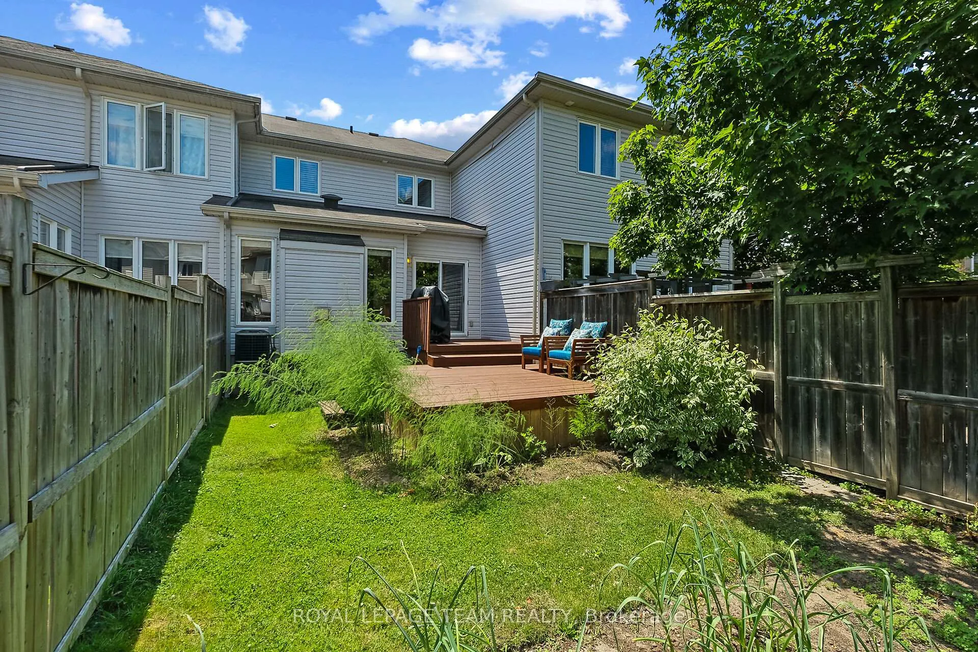 Photo 43 of 135 Talltree Crescent, Ottawa, Stittsville (Central) — HOMEH