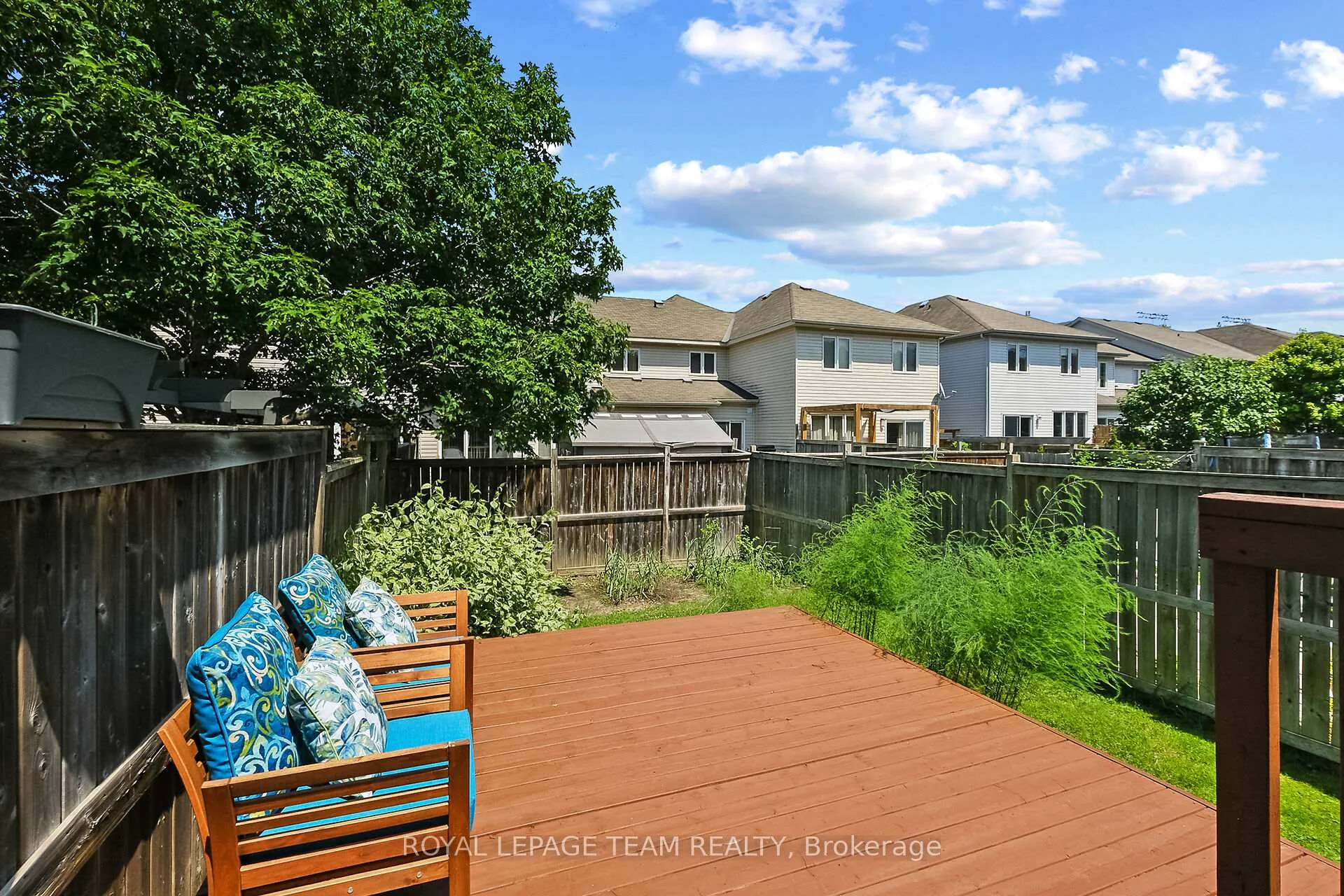 Photo 45 of 135 Talltree Crescent, Ottawa, Stittsville (Central) — HOMEH