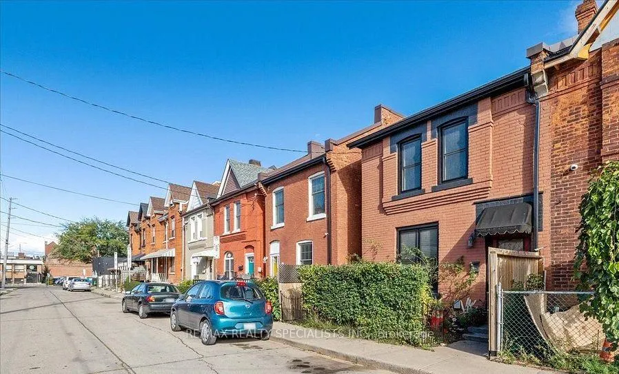 Photo 3 of 21 Severn Street, Hamilton, Central — HOMEH