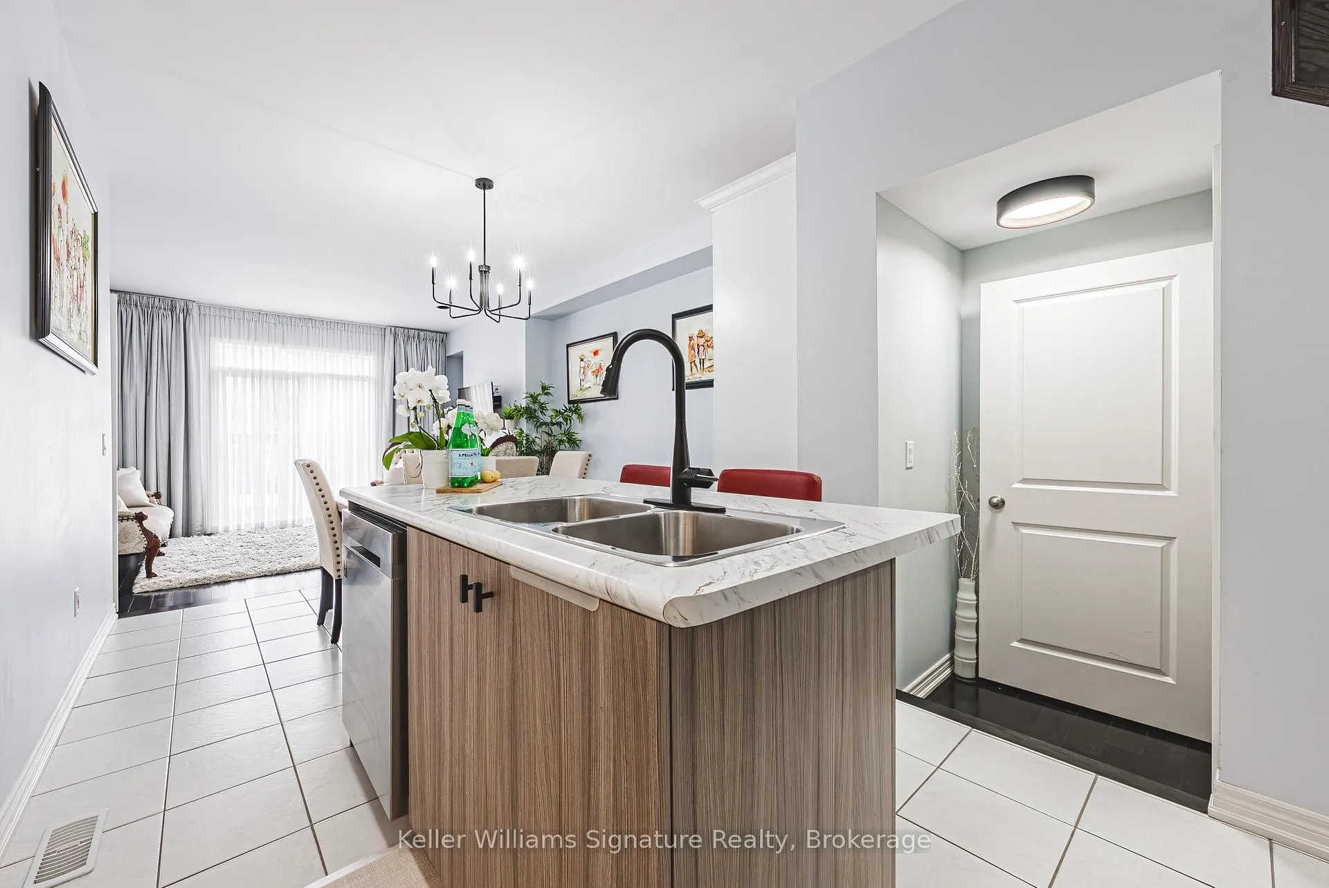 Photo 7 of 27 Dufay Road, Brampton, Northwest Brampton — HOMEH