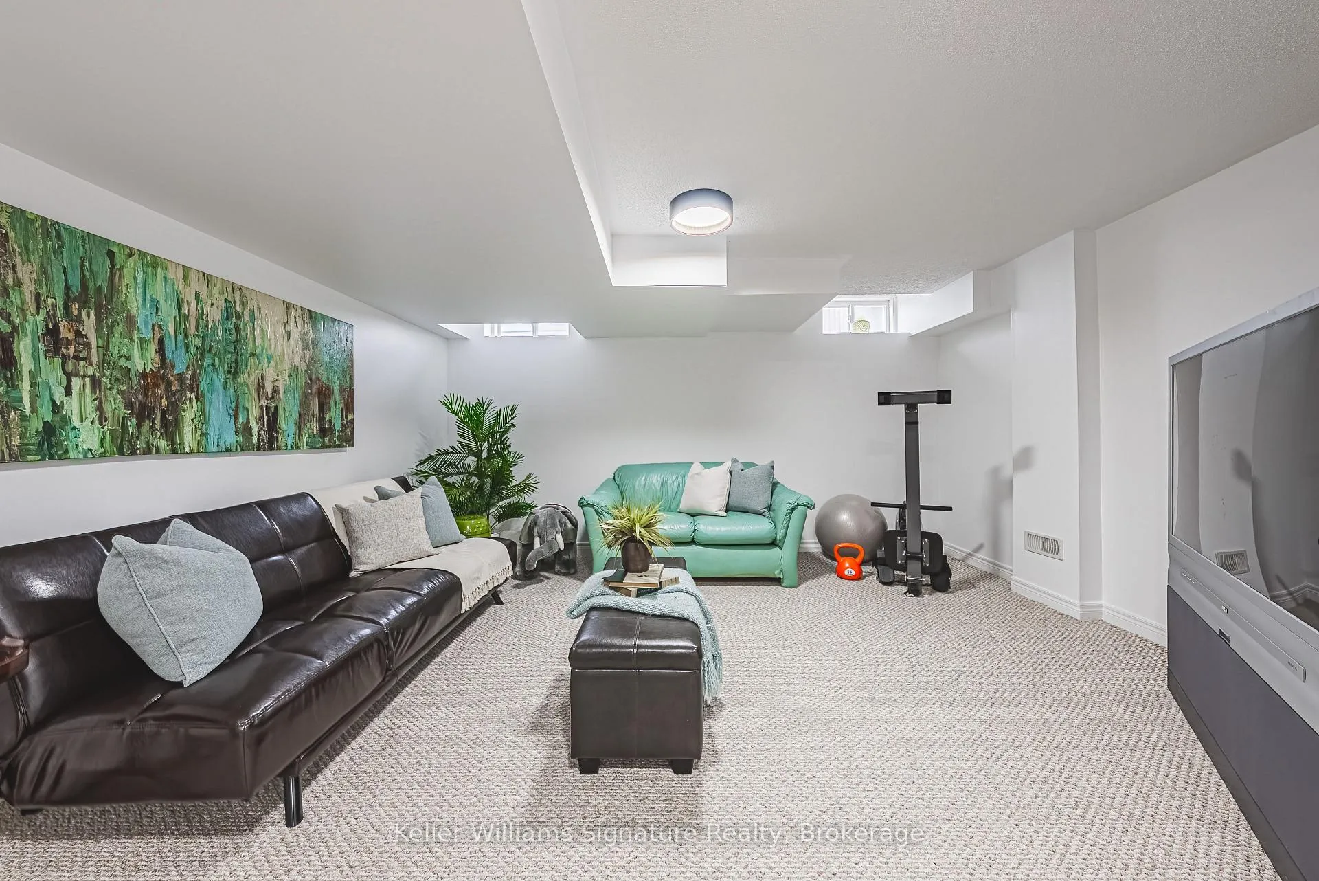 Photo 35 of 27 Dufay Road, Brampton, Northwest Brampton — HOMEH