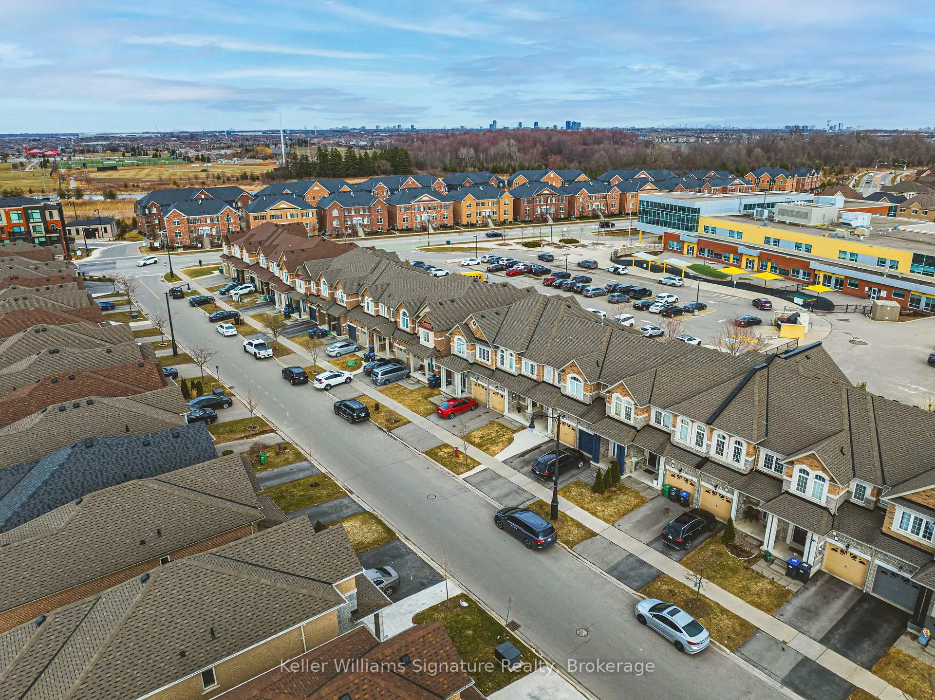 Photo 42 of 27 Dufay Road, Brampton, Northwest Brampton — HOMEH