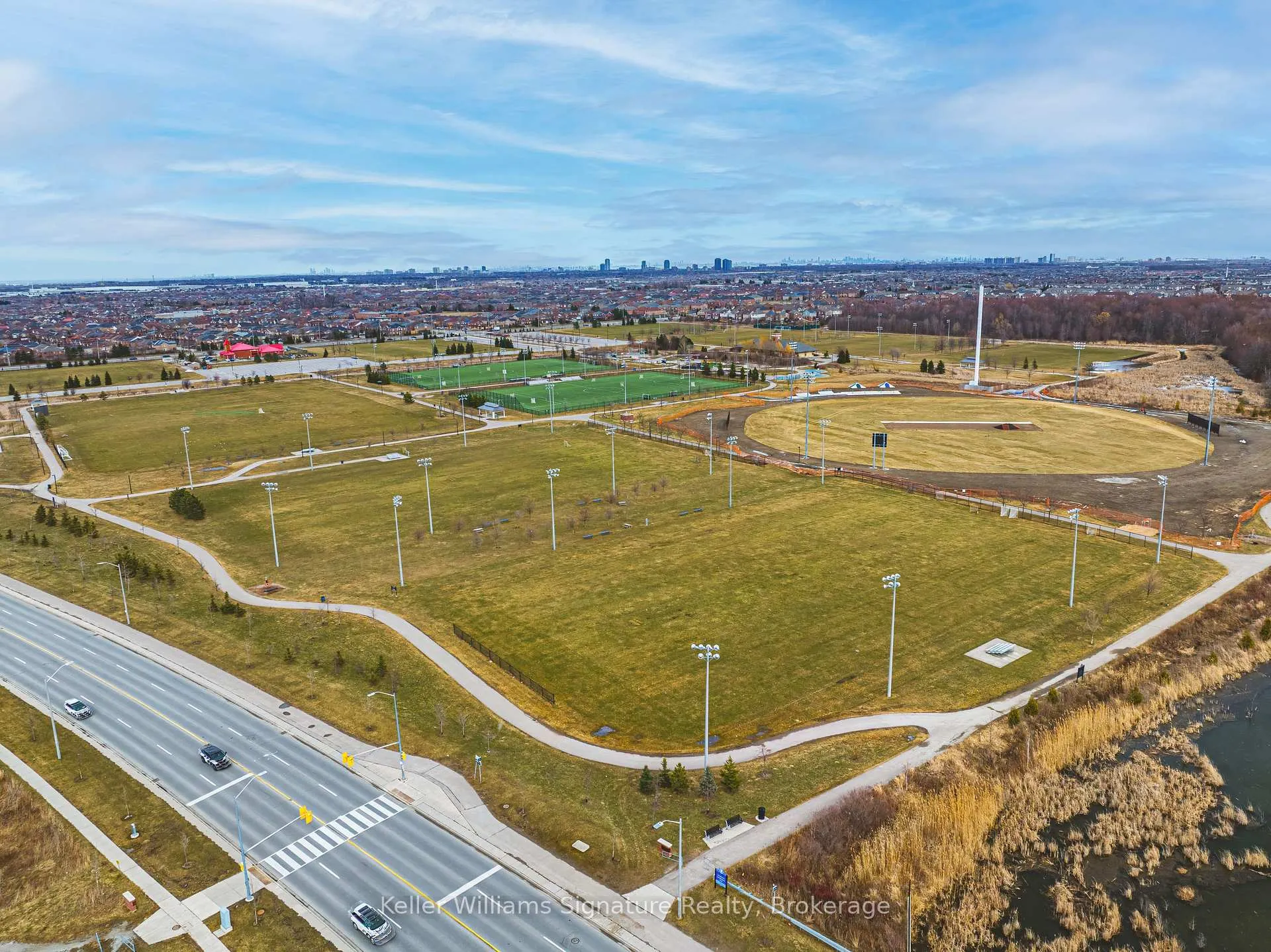 Photo 44 of 27 Dufay Road, Brampton, Northwest Brampton — HOMEH