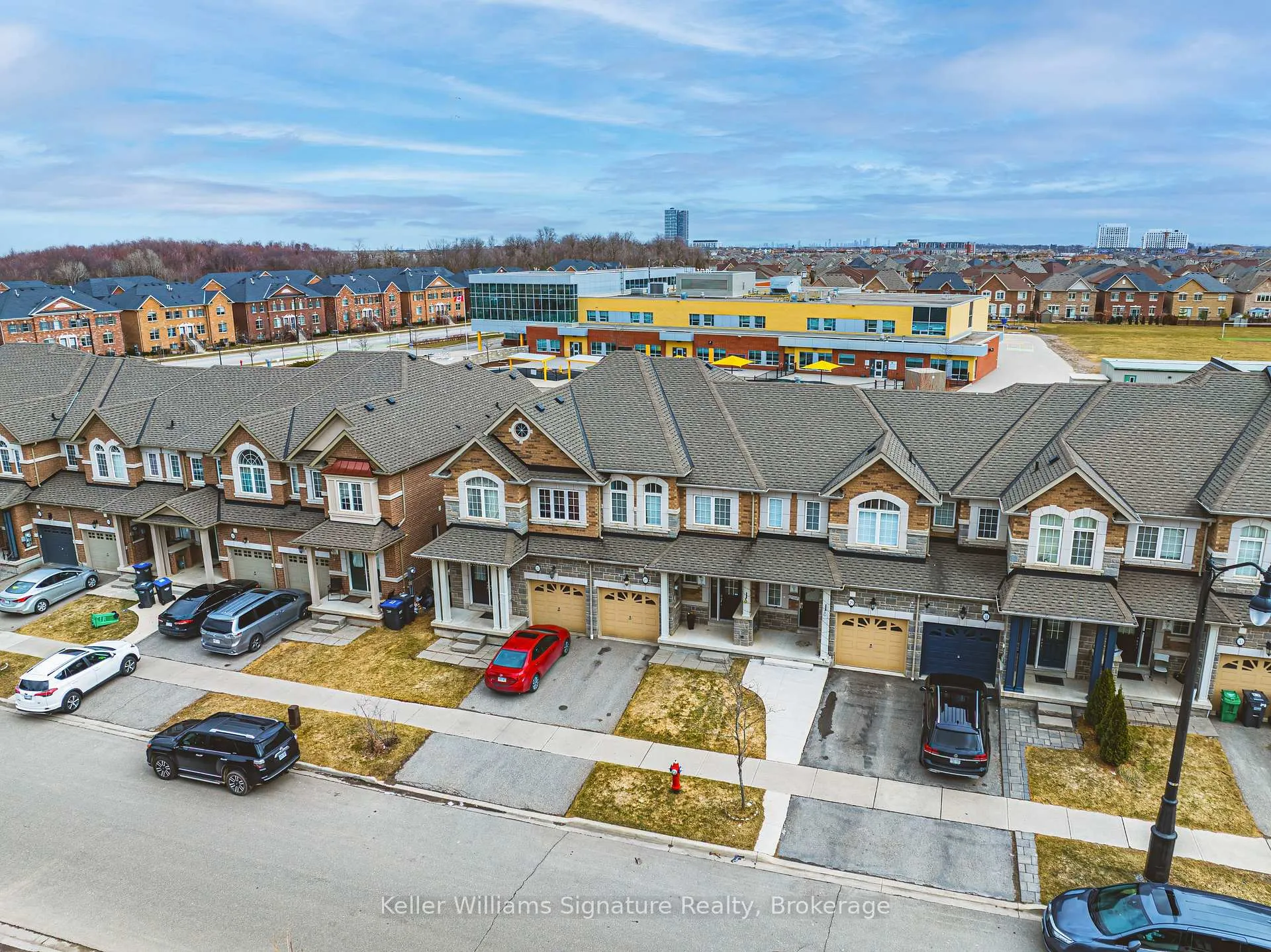 Photo 46 of 27 Dufay Road, Brampton, Northwest Brampton — HOMEH