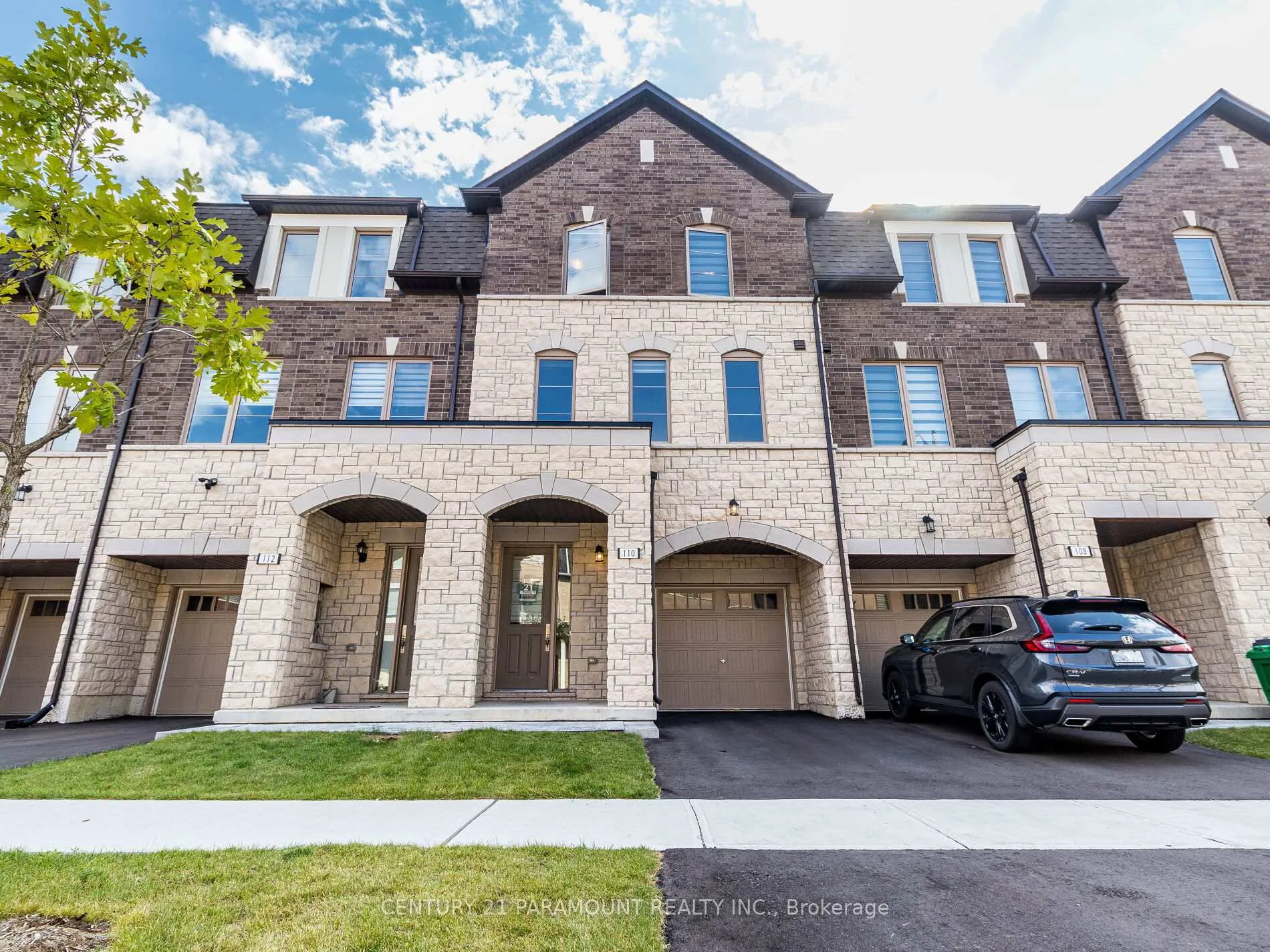 Photo 1 of 110 Halliford Place, Brampton, Bram East — HOMEH