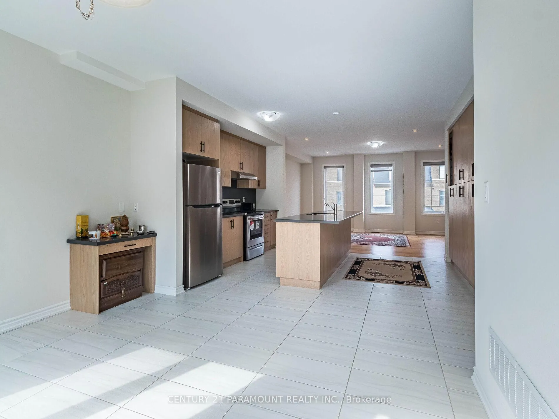 Photo 13 of 110 Halliford Place, Brampton, Bram East — HOMEH