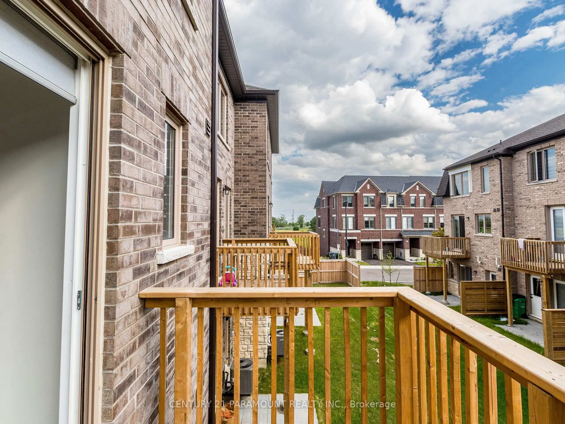 Photo 37 of 110 Halliford Place, Brampton, Bram East — HOMEH