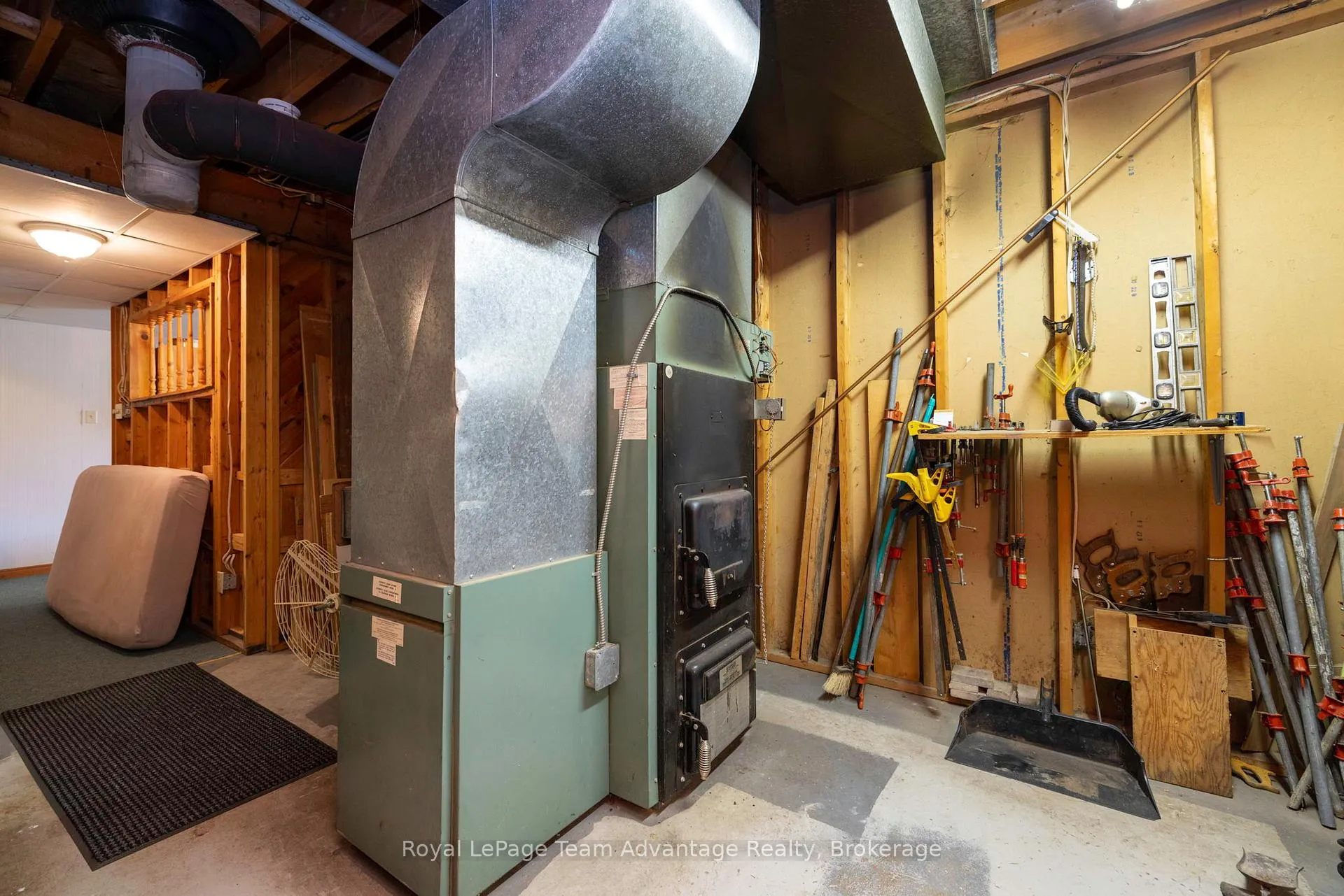 Photo 30 of 142 Broadbent Road, McKellar — HOMEH