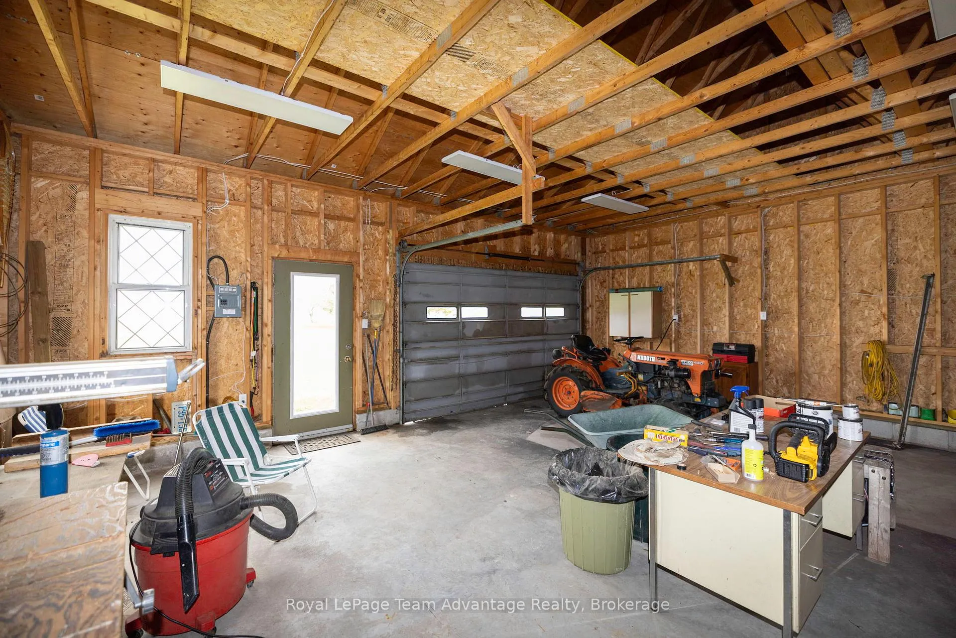 Photo 34 of 142 Broadbent Road, McKellar — HOMEH