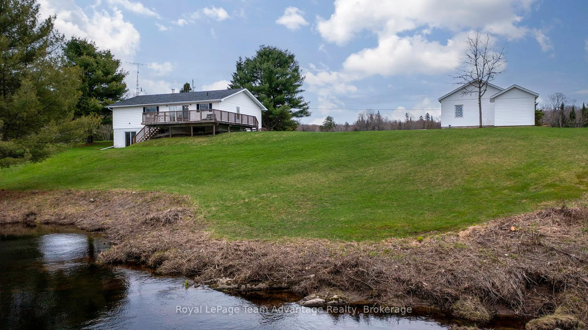 Photo 40 of 142 Broadbent Road, McKellar — HOMEH