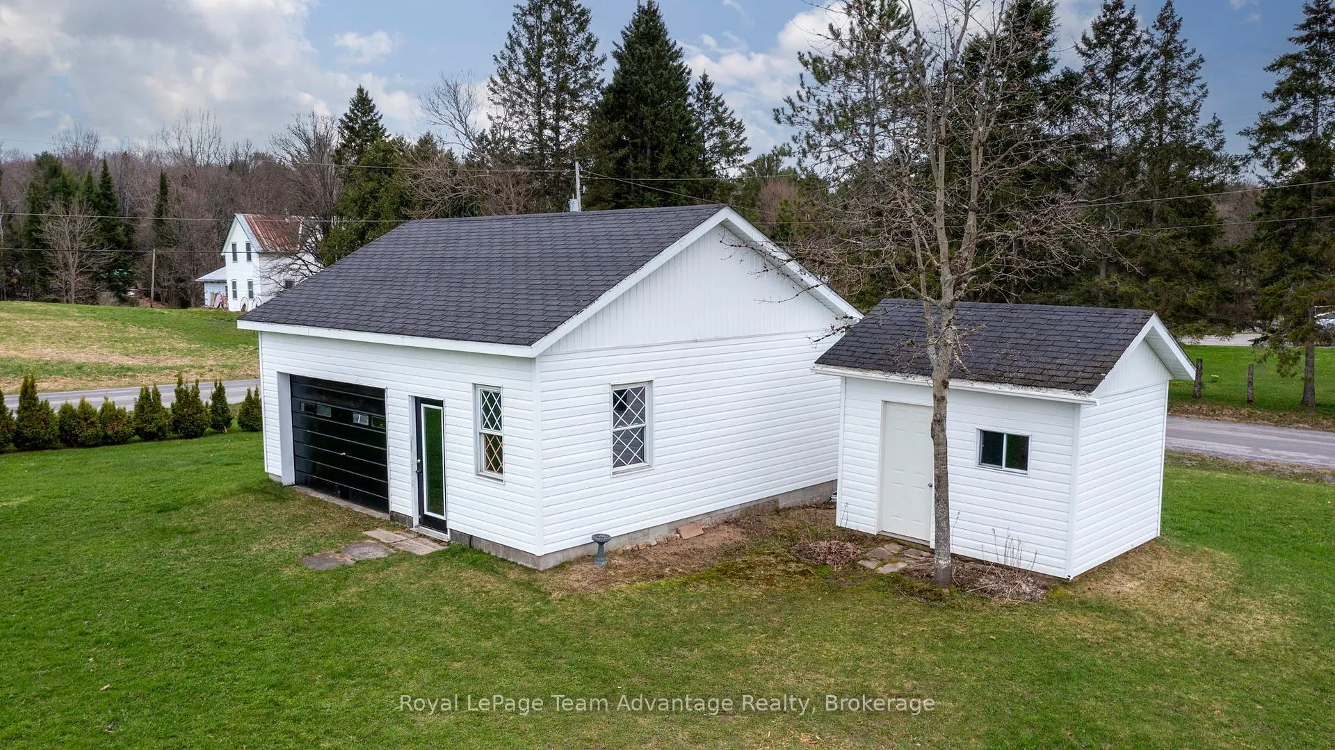 Photo 50 of 142 Broadbent Road, McKellar — HOMEH