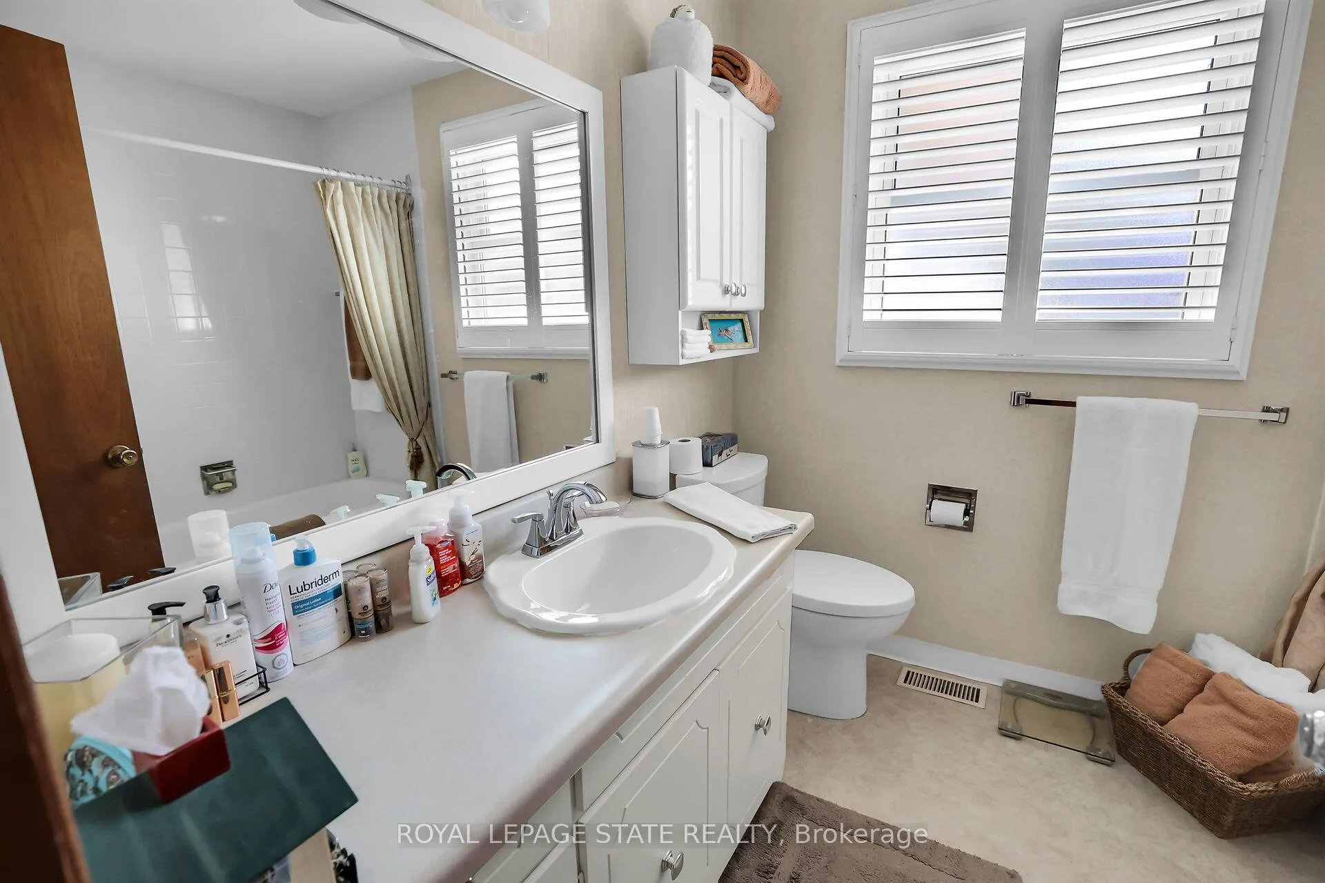 Photo 38 of 12 Elgin Street, Grimsby, Grimsby West — HOMEH