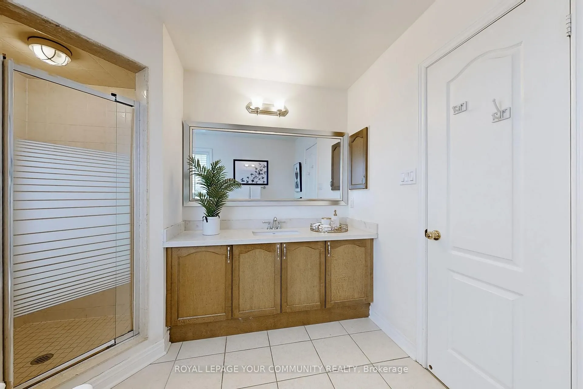 Photo 21 of 6 Pepperberry Road, Vaughan, Patterson — HOMEH