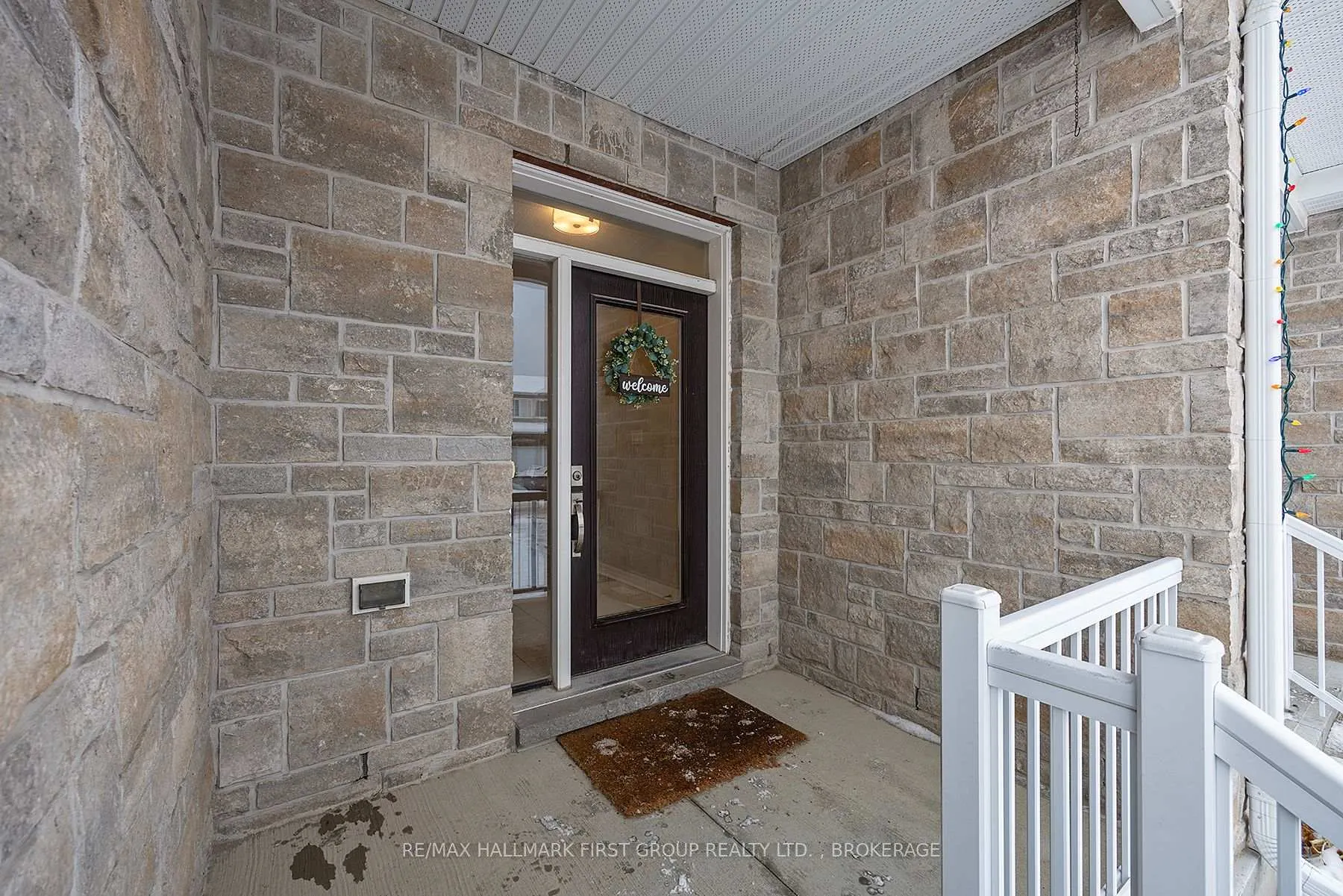 Photo 2 of 928 Riverview Way, Kingston, Kingston East (Incl Barret Crt) — HOMEH