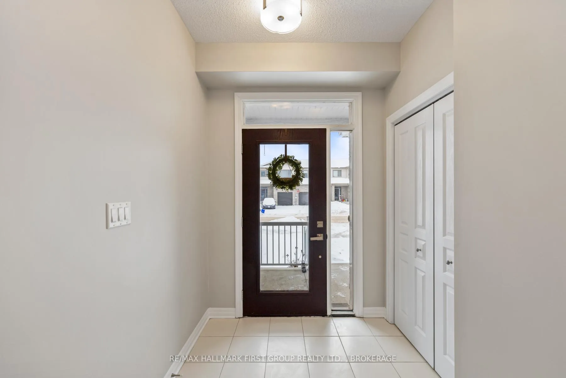 Photo 3 of 928 Riverview Way, Kingston, Kingston East (Incl Barret Crt) — HOMEH