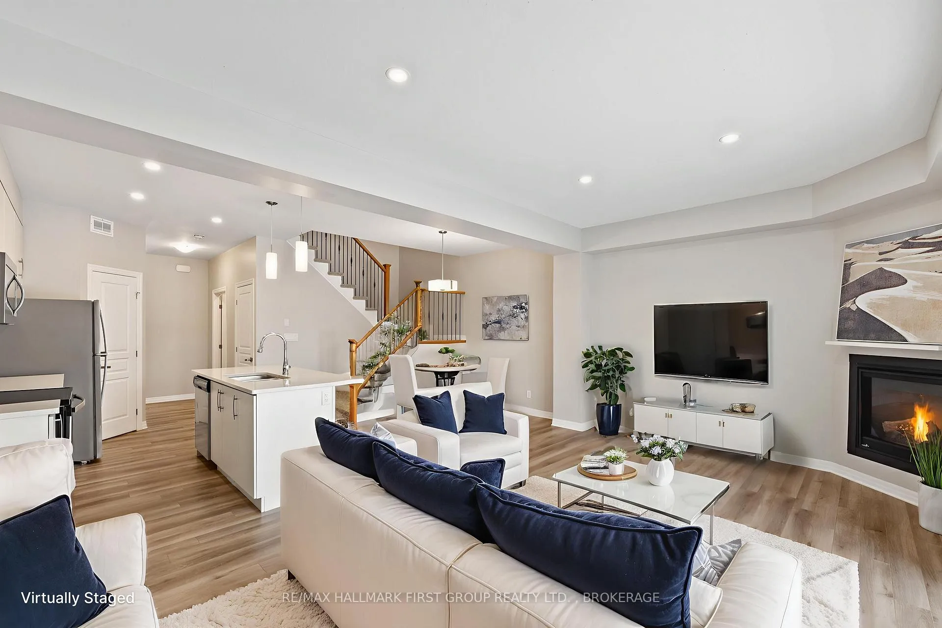 Photo 9 of 928 Riverview Way, Kingston, Kingston East (Incl Barret Crt) — HOMEH