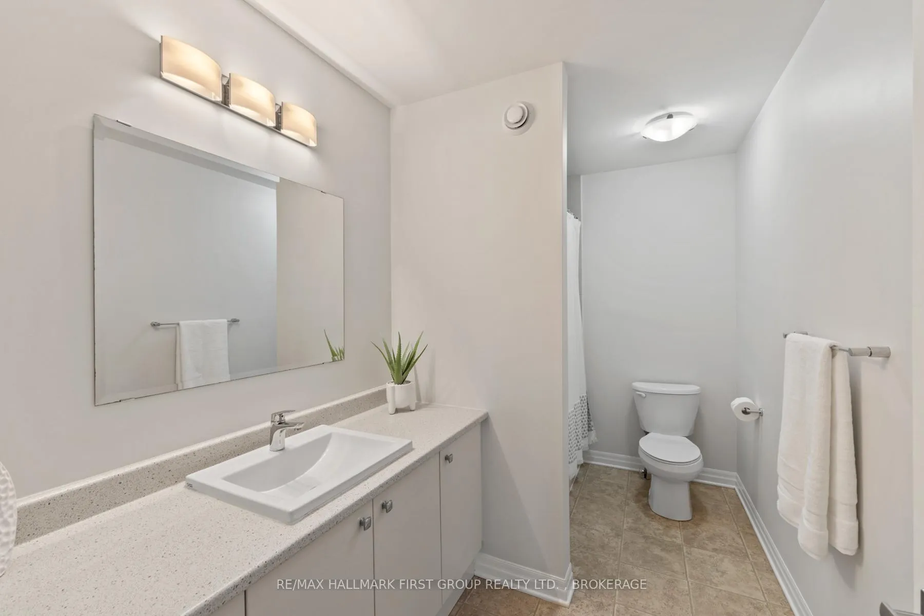 Photo 20 of 928 Riverview Way, Kingston, Kingston East (Incl Barret Crt) — HOMEH