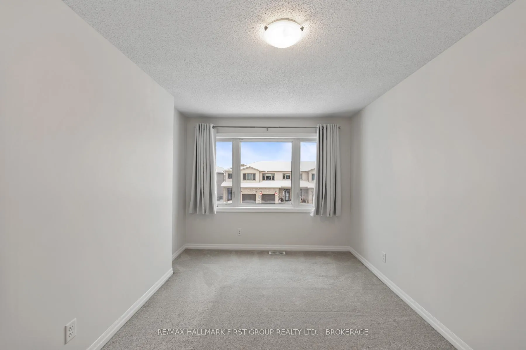 Photo 22 of 928 Riverview Way, Kingston, Kingston East (Incl Barret Crt) — HOMEH