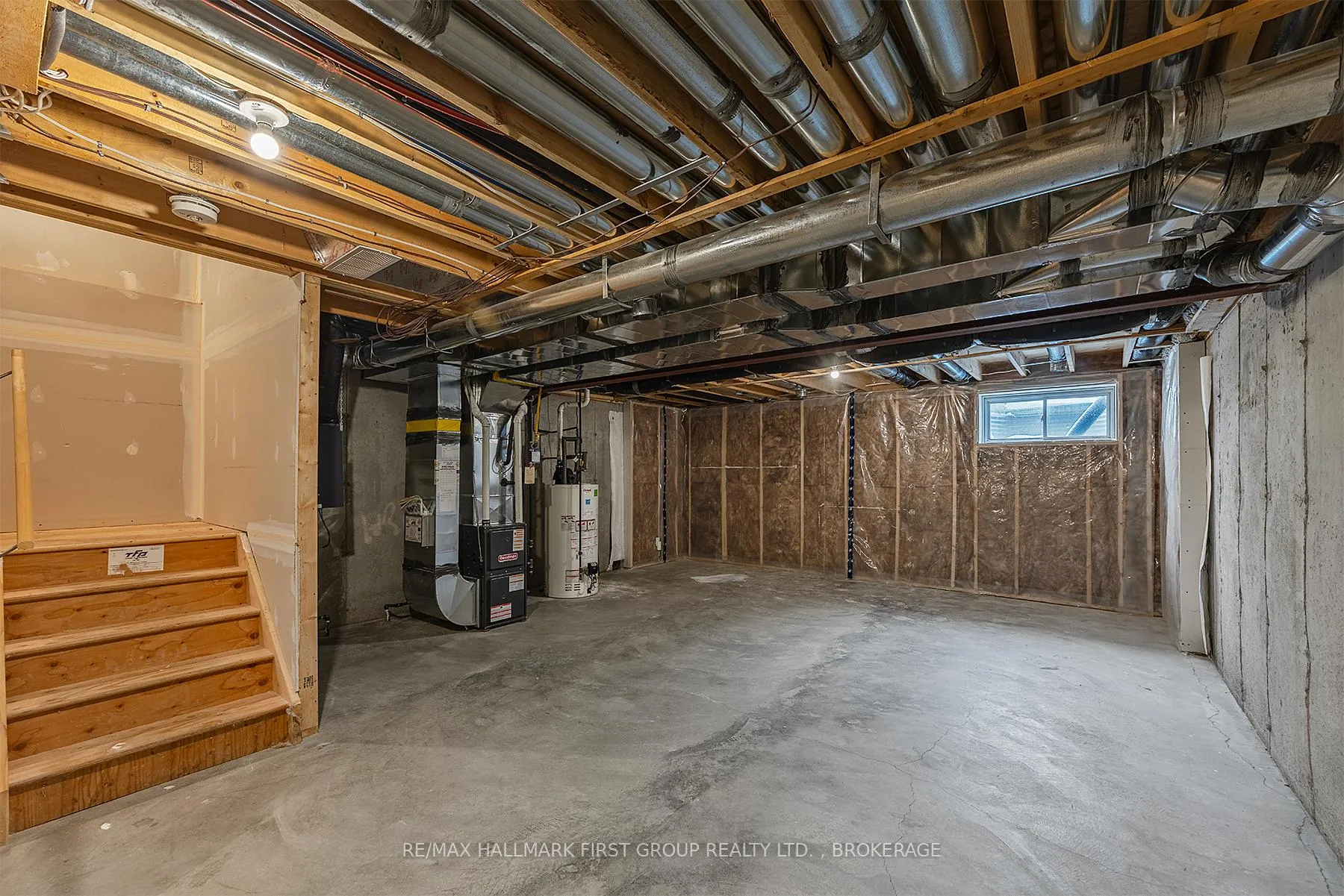 Photo 28 of 928 Riverview Way, Kingston, Kingston East (Incl Barret Crt) — HOMEH