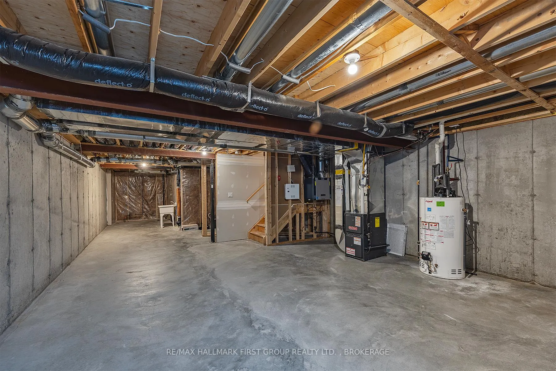 Photo 29 of 928 Riverview Way, Kingston, Kingston East (Incl Barret Crt) — HOMEH