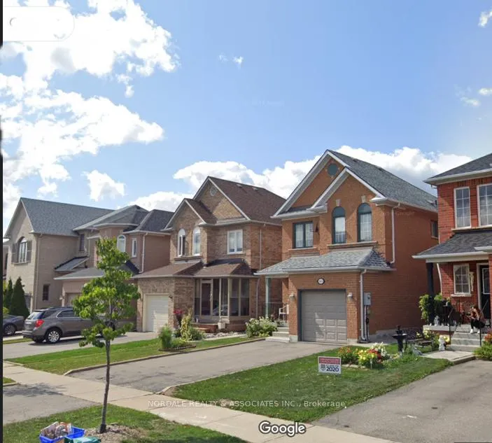Photo 1 of 143 Elena Crescent, Vaughan, Maple — HOMEH