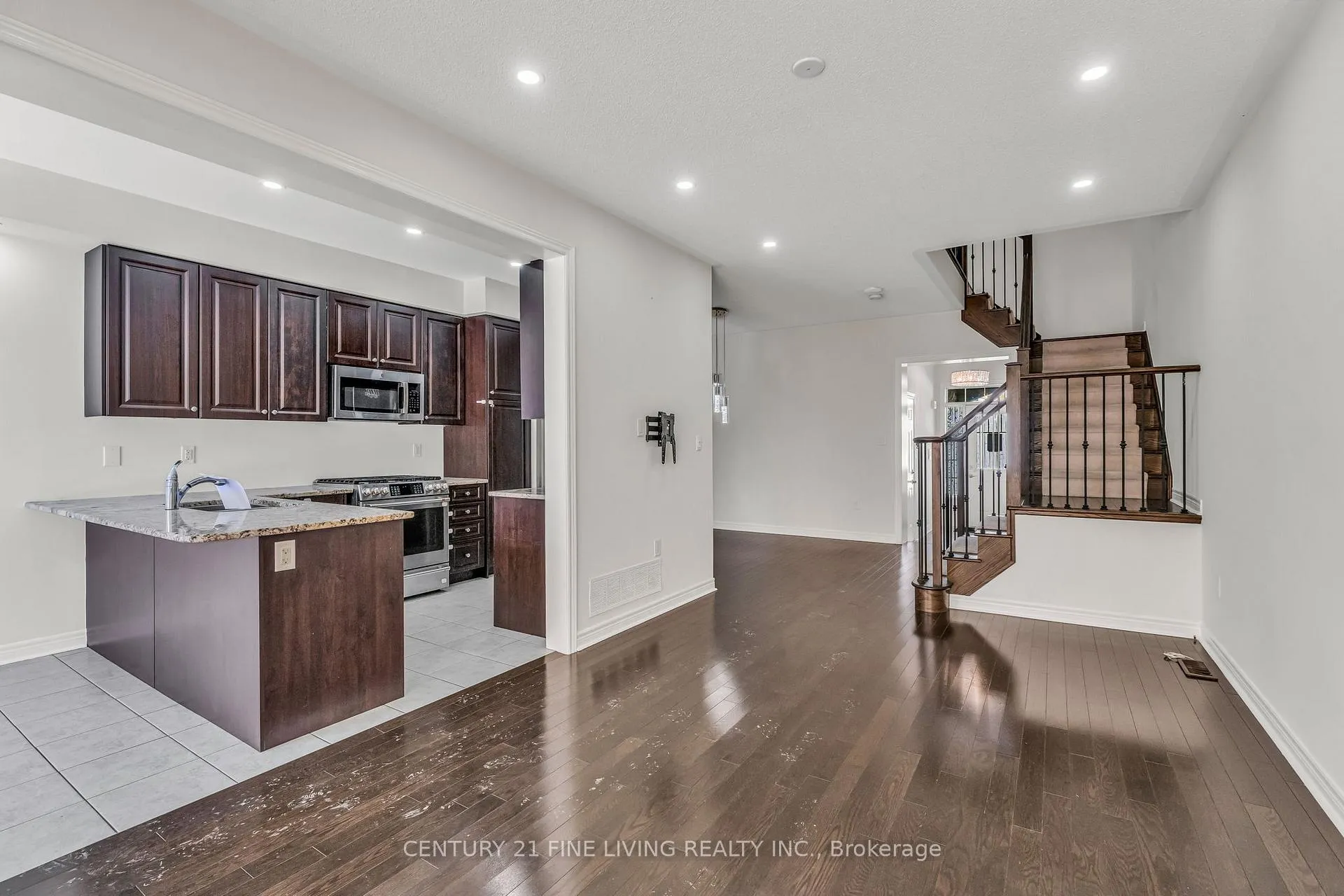 Photo 8 of 30 Kamori Drive, Caledon, Rural Caledon — HOMEH