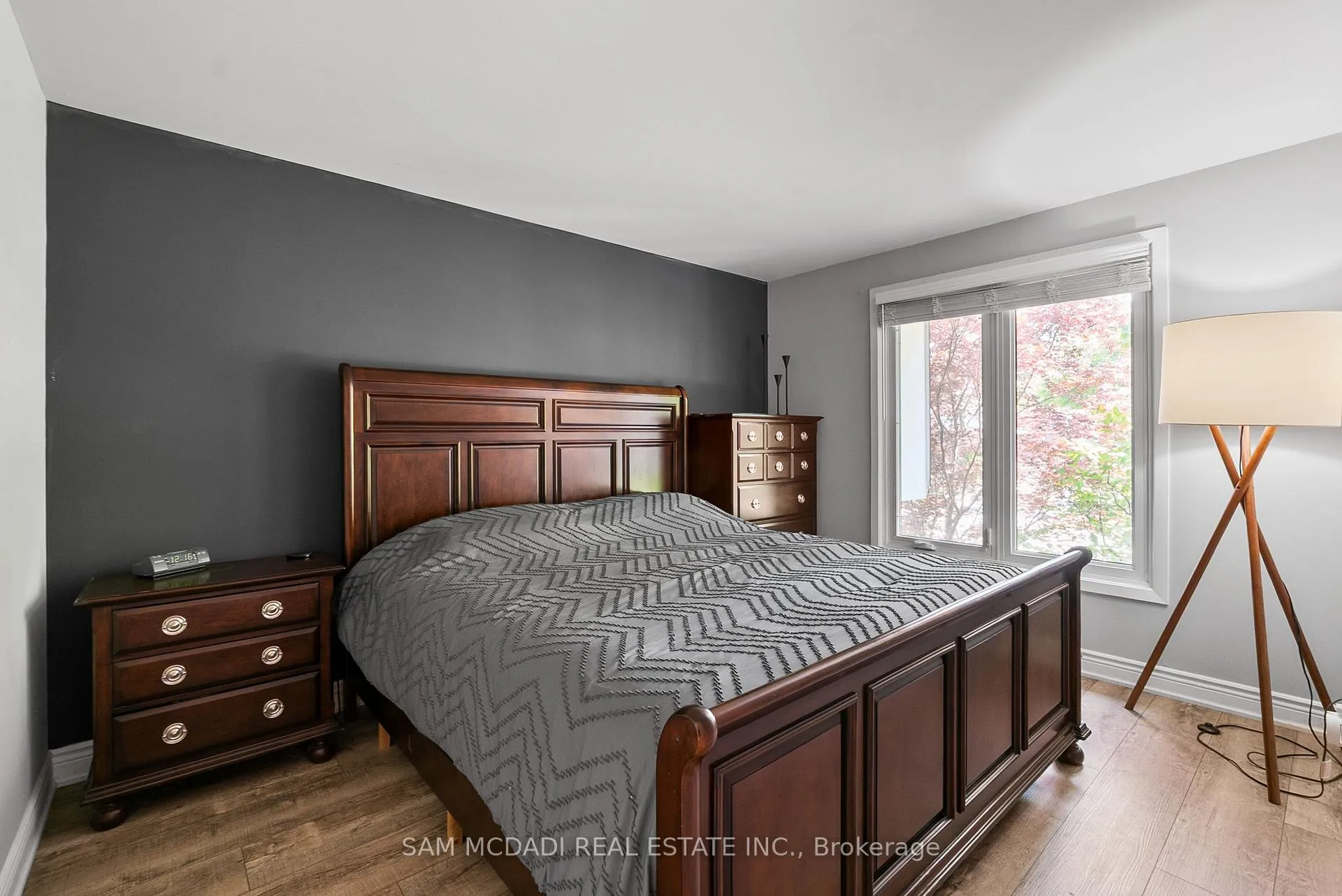 Photo 14 of 496 Seymour Drive, Oakville, West — HOMEH