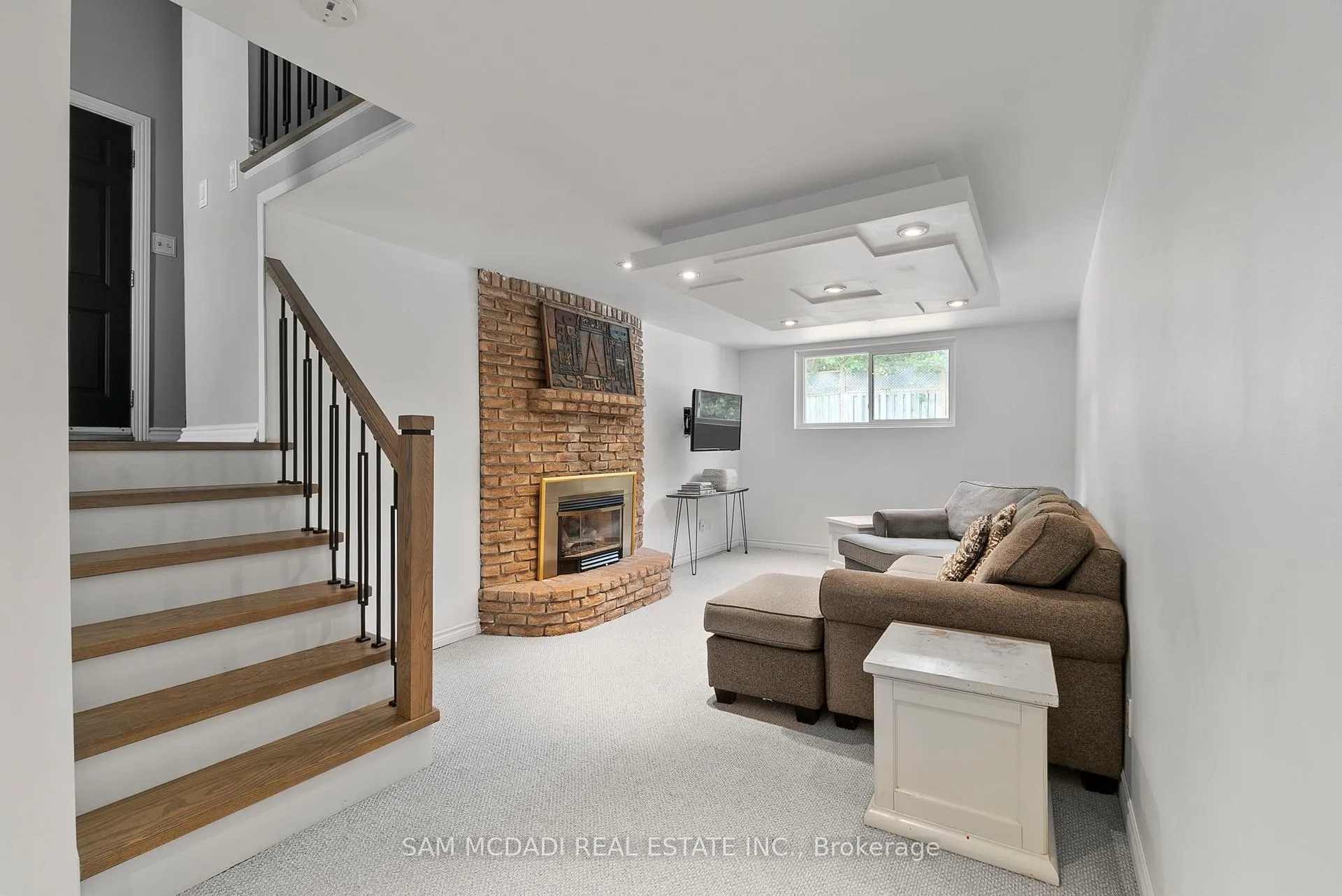 Photo 19 of 496 Seymour Drive, Oakville, West — HOMEH